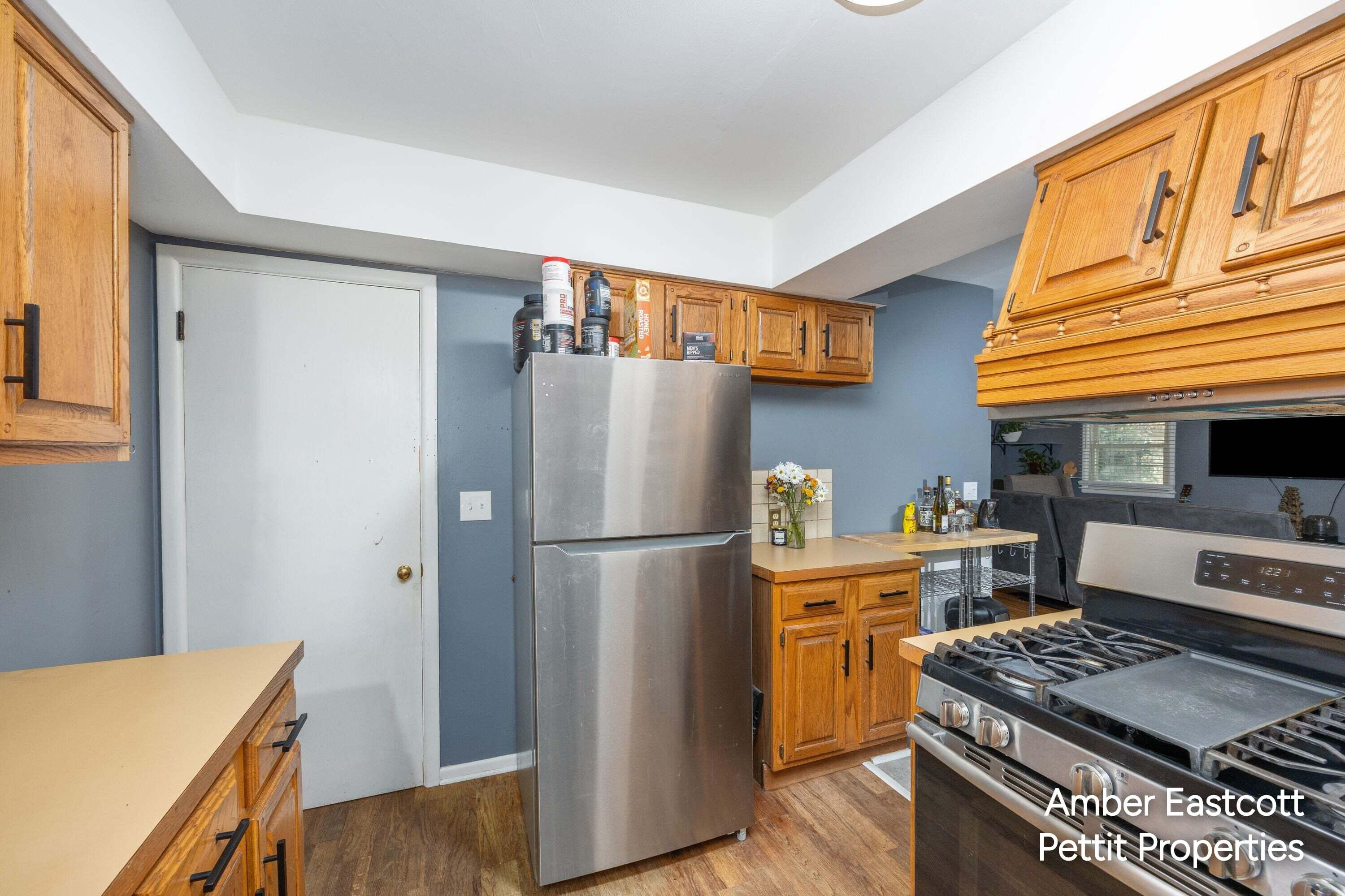1305 Ball Avenue NE Grand Rapids MI 49505