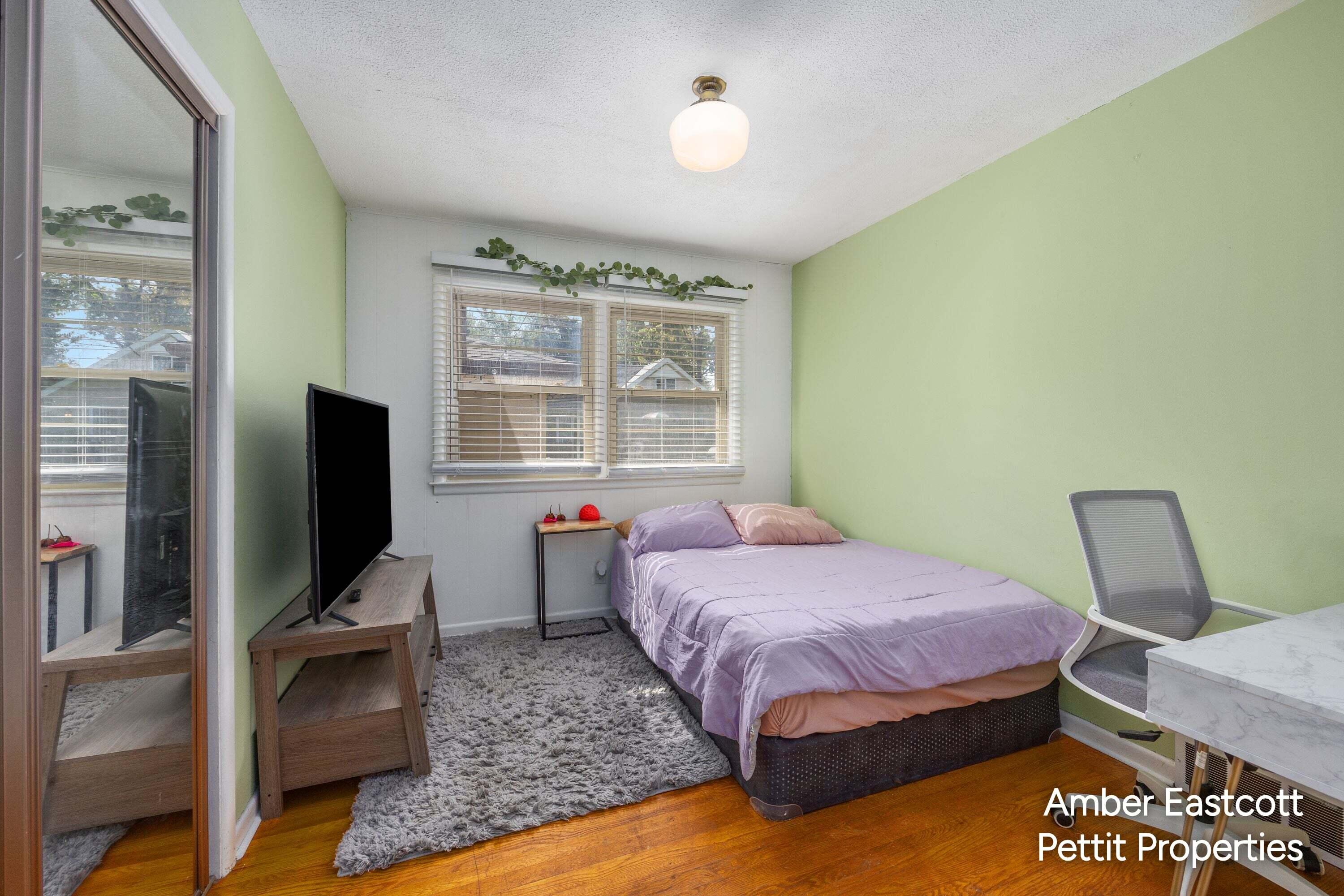 1305 Ball Avenue NE Grand Rapids MI 49505