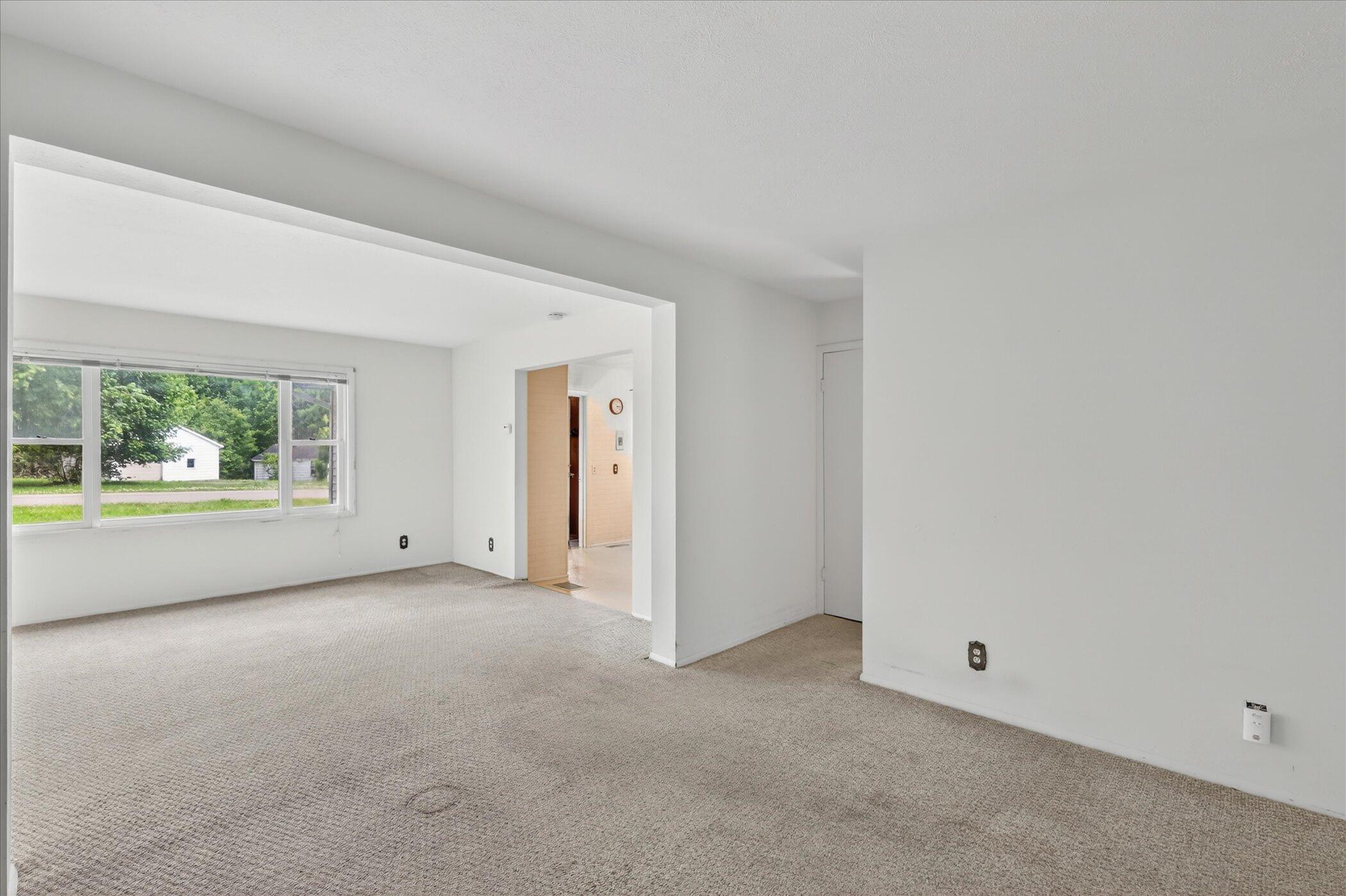 565 Collette Avenue Kalamazoo MI 49048