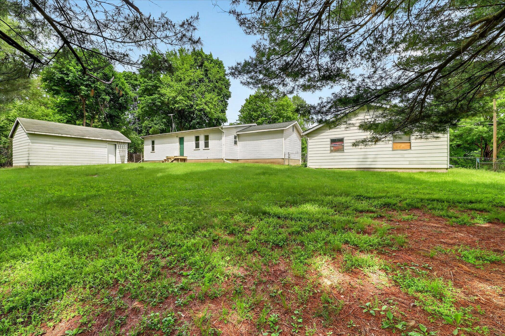 565 Collette Avenue Kalamazoo MI 49048