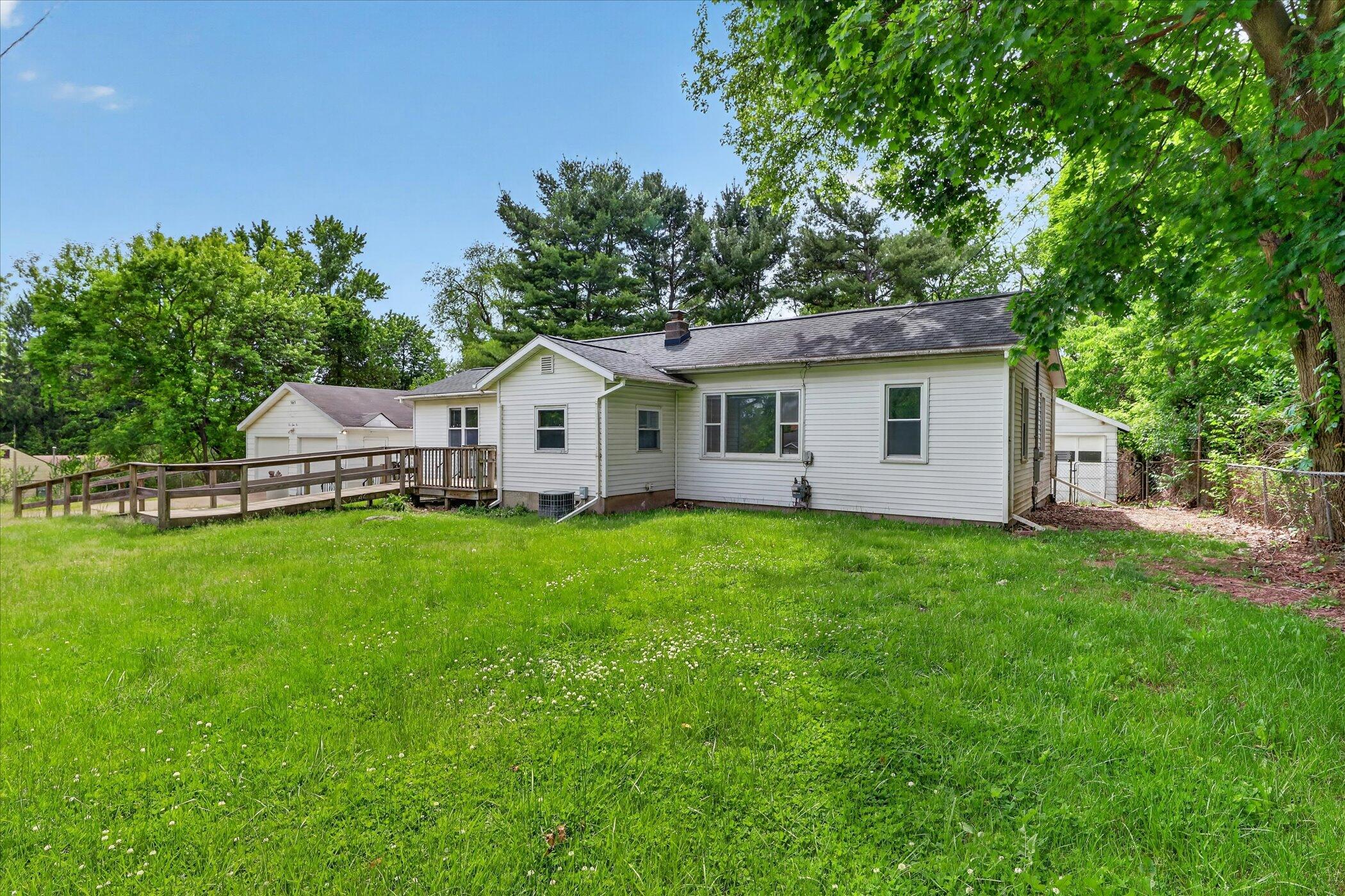 565 Collette Avenue Kalamazoo MI 49048