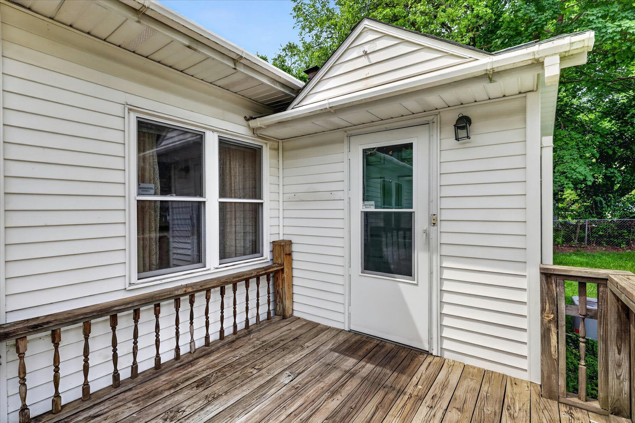 565 Collette Avenue Kalamazoo MI 49048