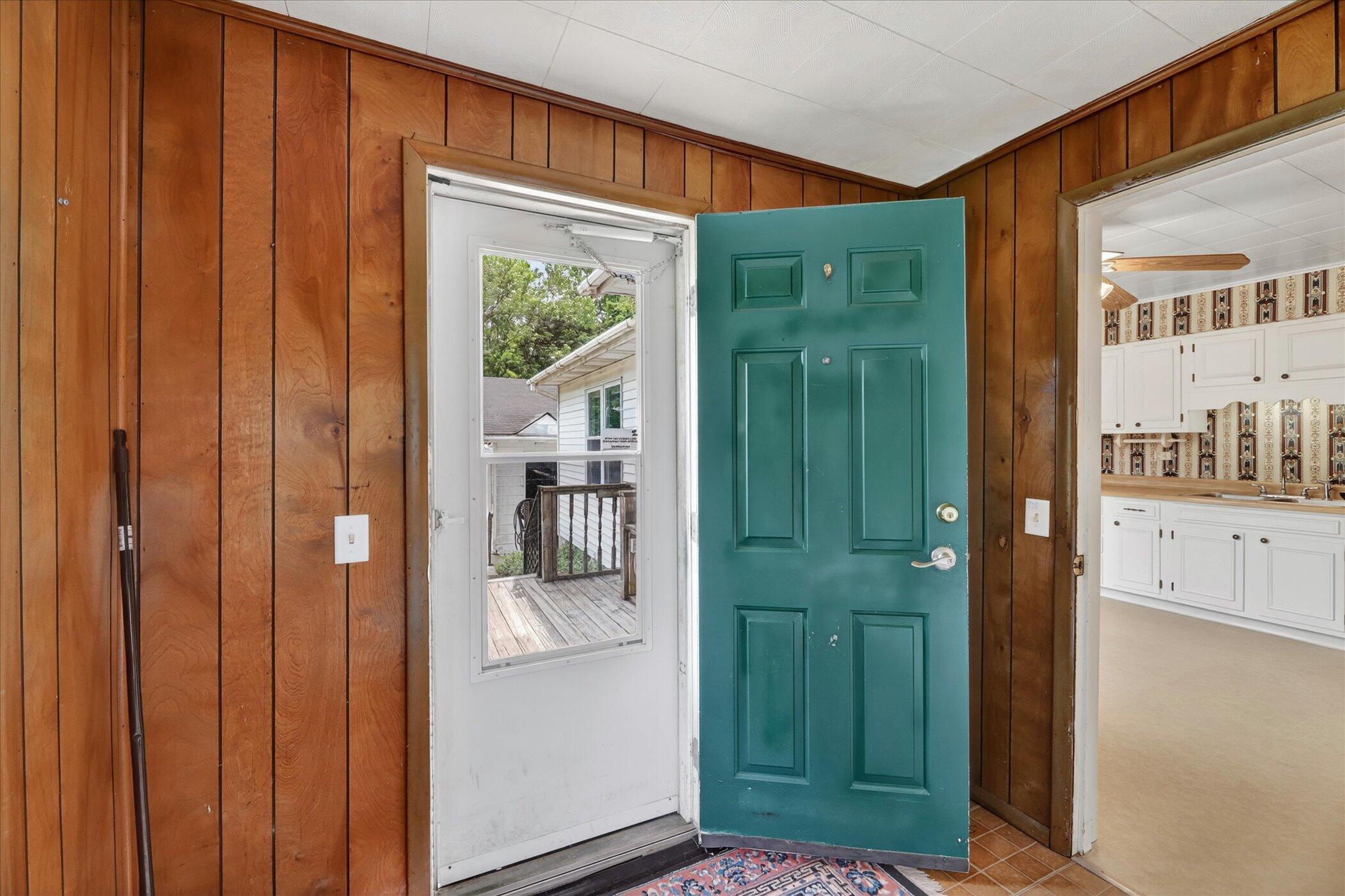 565 Collette Avenue Kalamazoo MI 49048