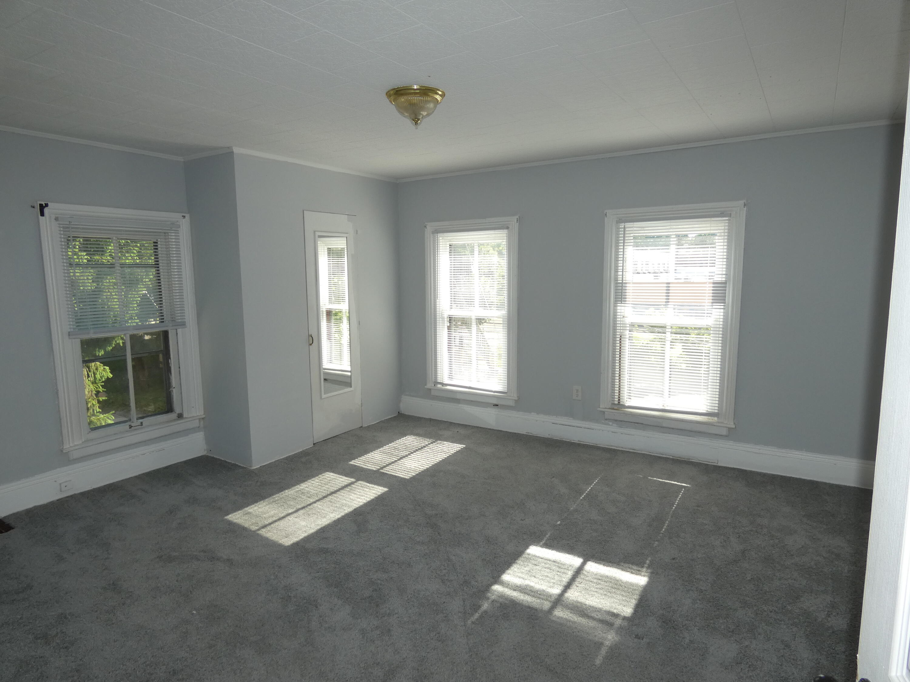 814 Central Place Kalamazoo MI 49008