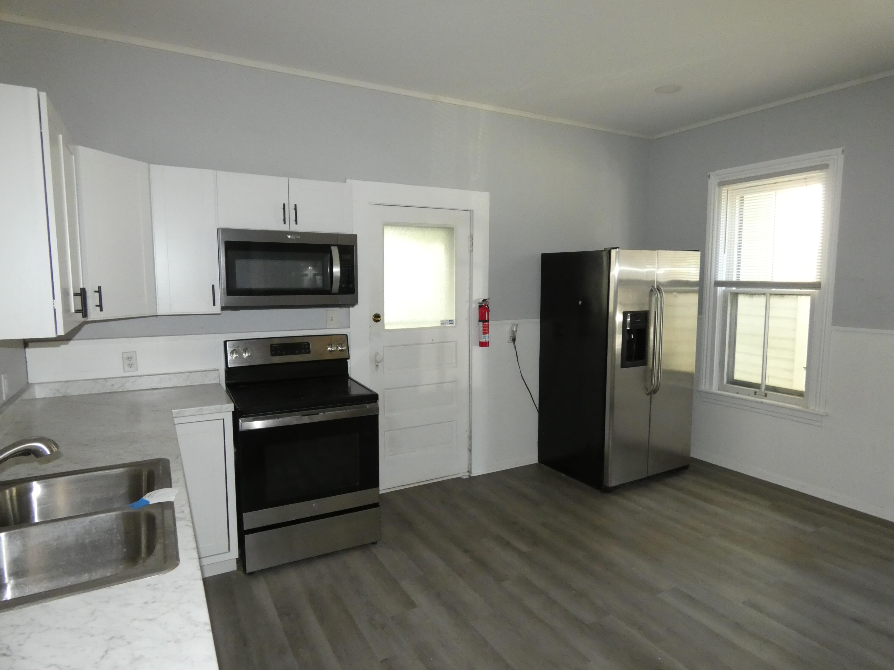 814 Central Place Kalamazoo MI 49008