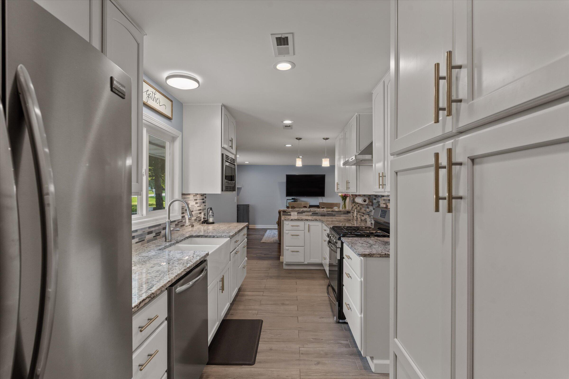 21684 Channel Parkway Edwardsburg MI 49112
