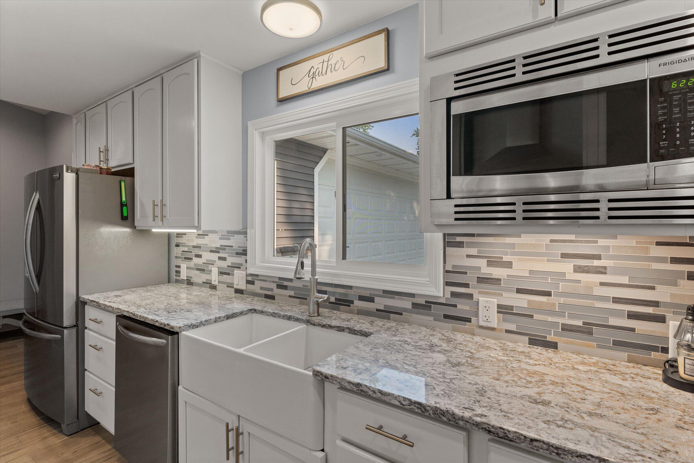 21684 Channel Parkway Edwardsburg MI 49112