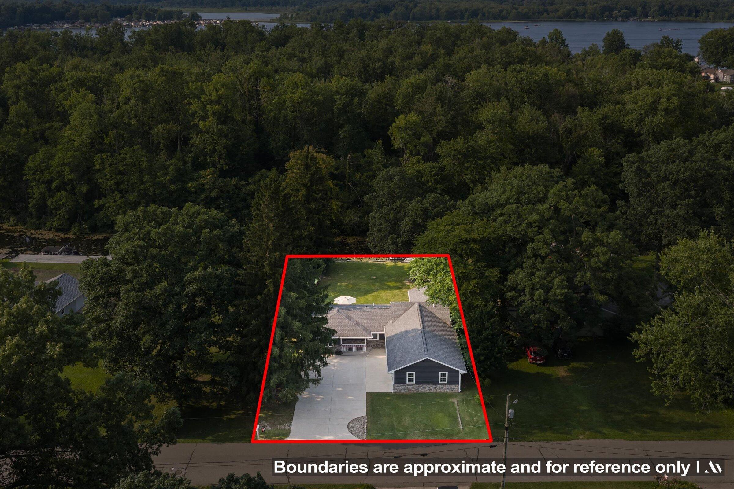 21684 Channel Parkway Edwardsburg MI 49112