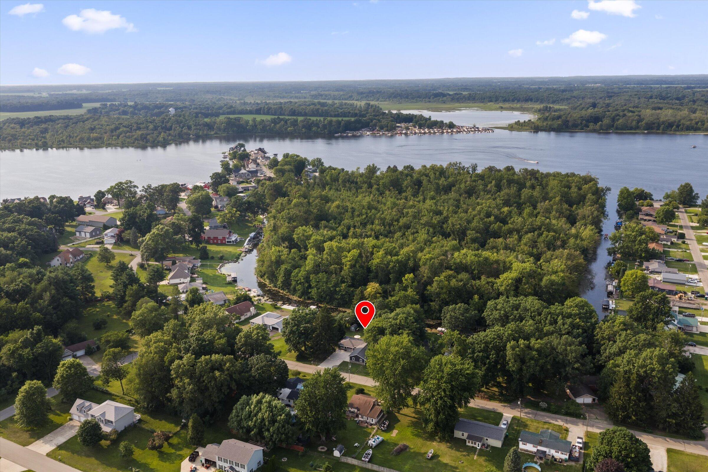 21684 Channel Parkway Edwardsburg MI 49112
