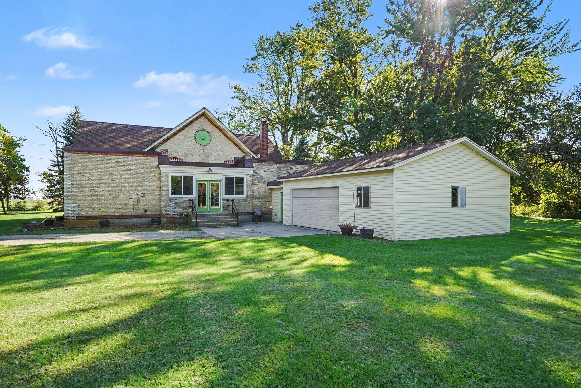 8015 Quincy Street Zeeland MI 49464