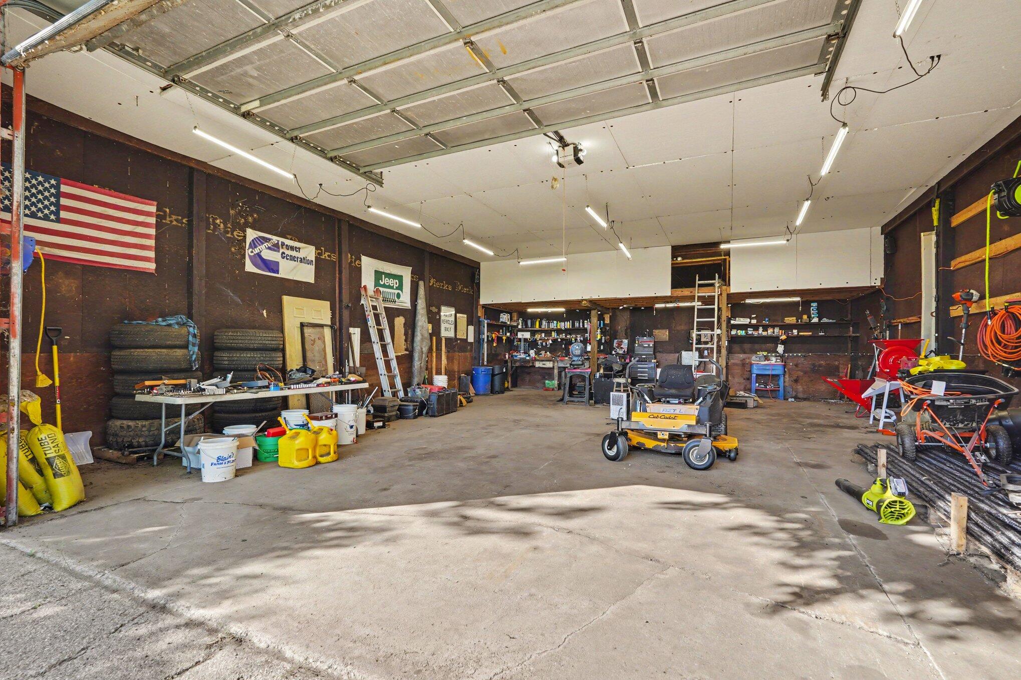 8015 Quincy Street Zeeland MI 49464