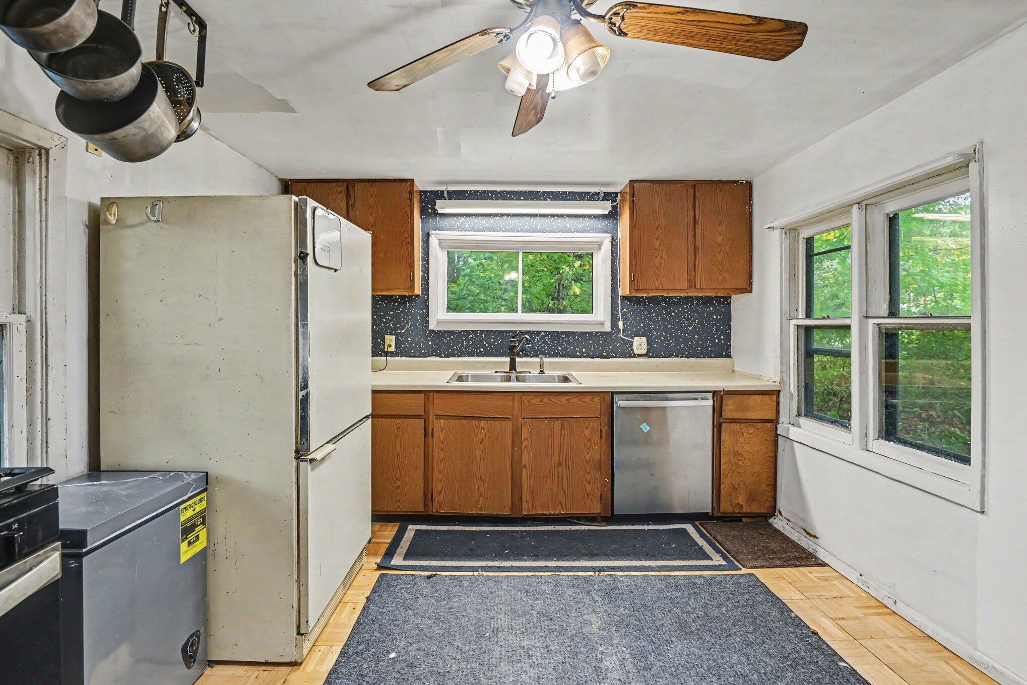 131 Manley Avenue Holland MI 49424