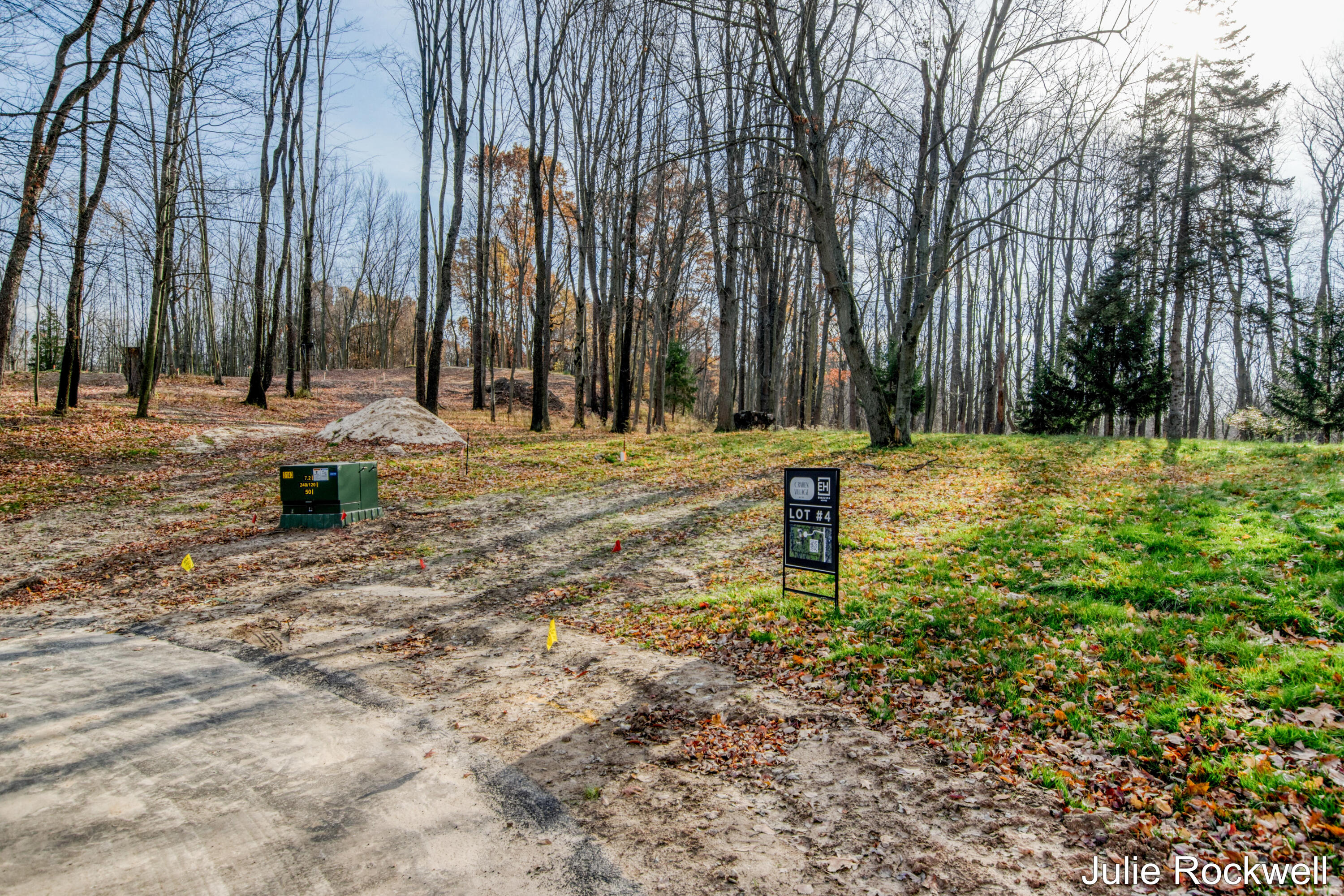 647 Crahen Avenue NE Grand Rapids MI 49525