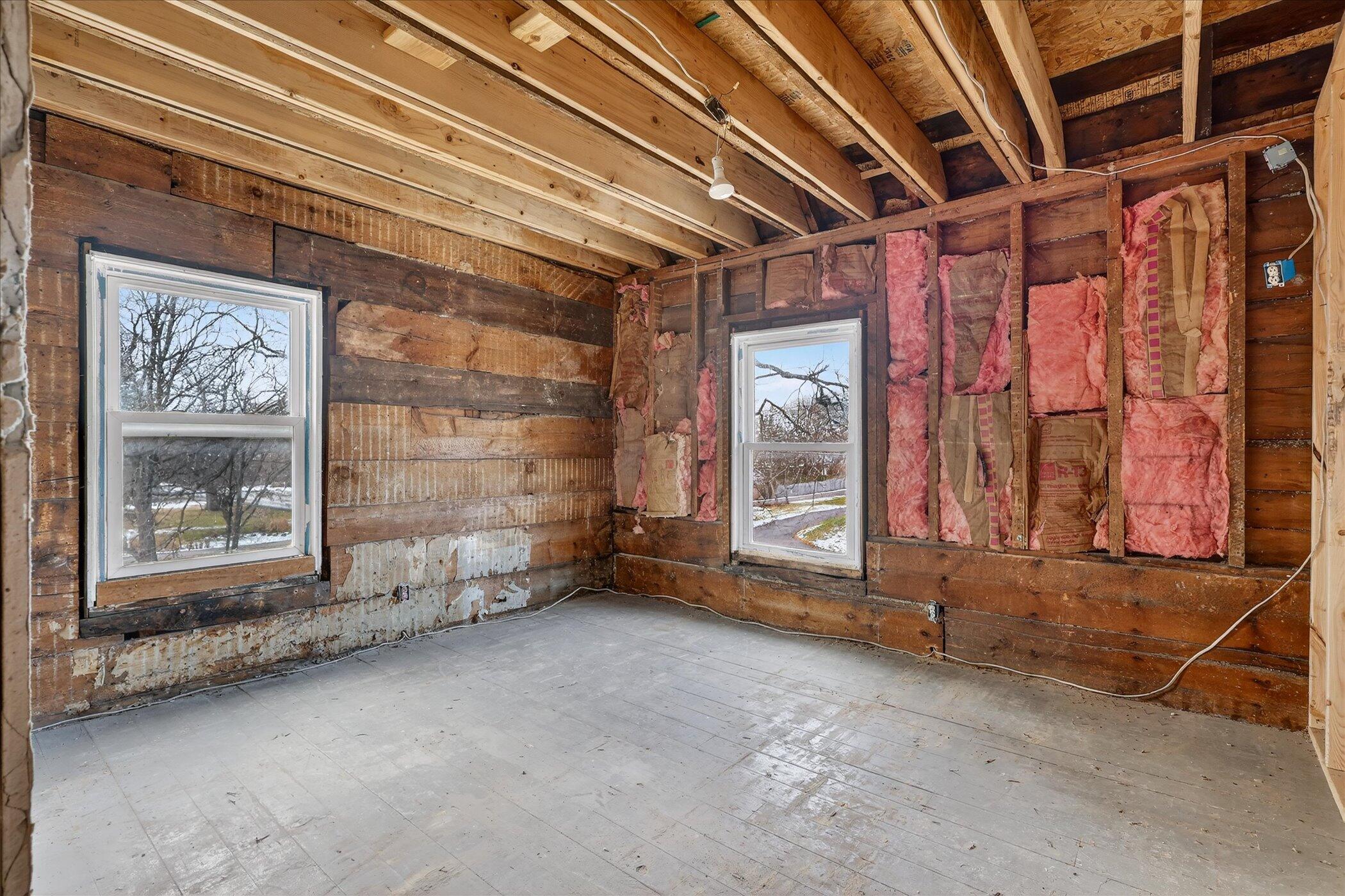2328 Dean Lake Avenue NE Grand Rapids MI 49505