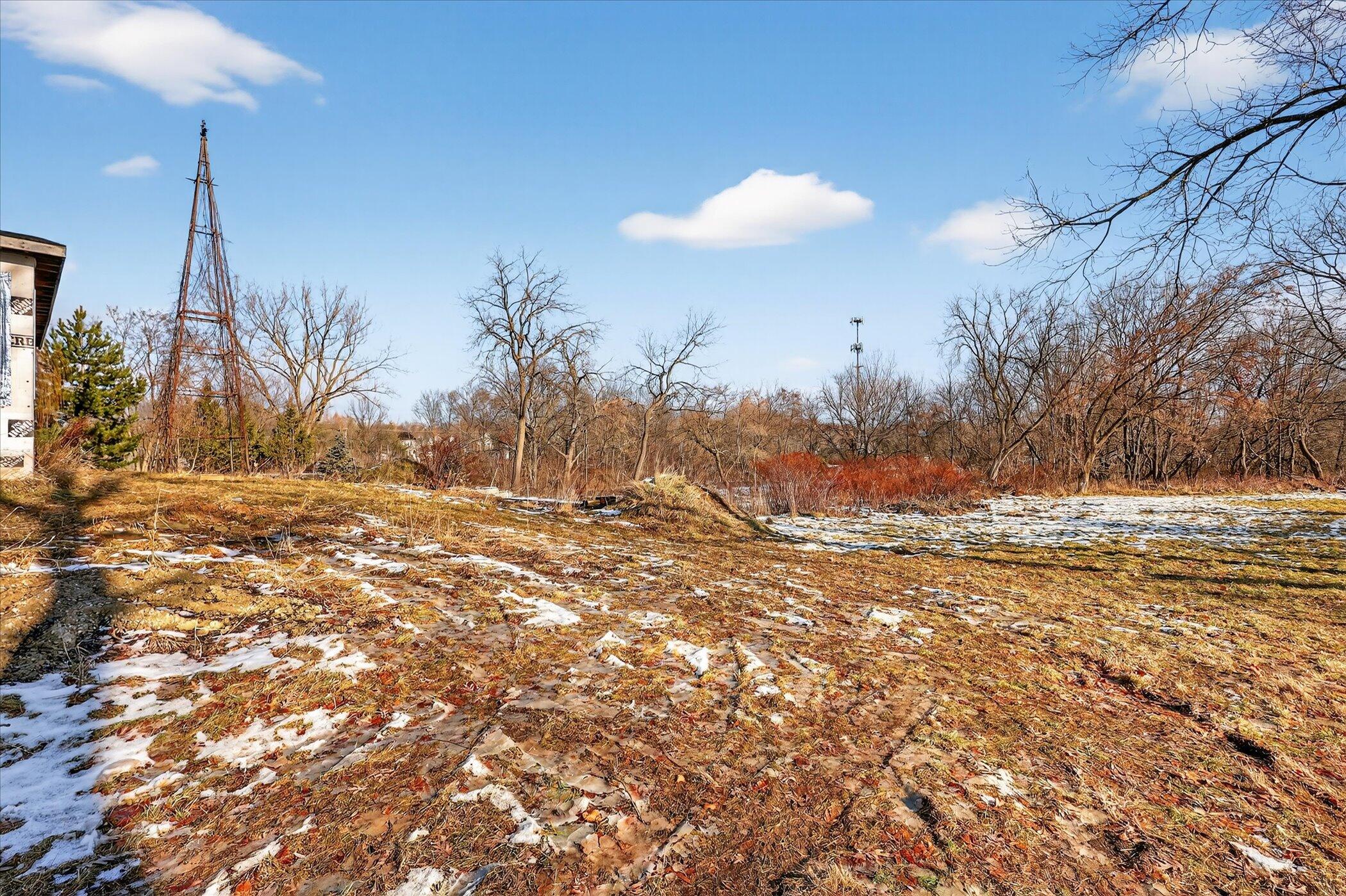 2328 Dean Lake Avenue NE Grand Rapids MI 49505