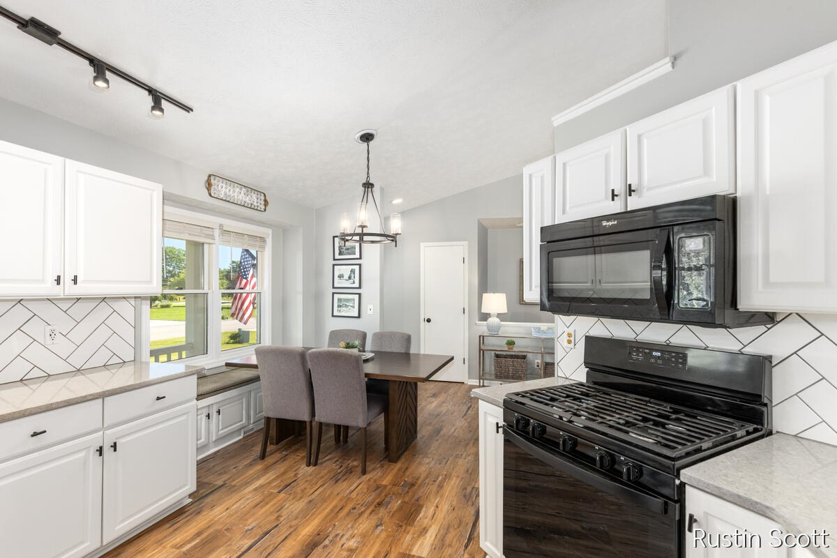 2680 Burgen Court NE Grand Rapids MI 49525