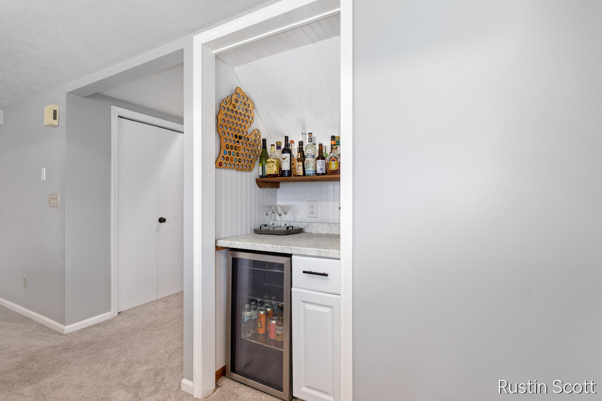 2680 Burgen Court NE Grand Rapids MI 49525