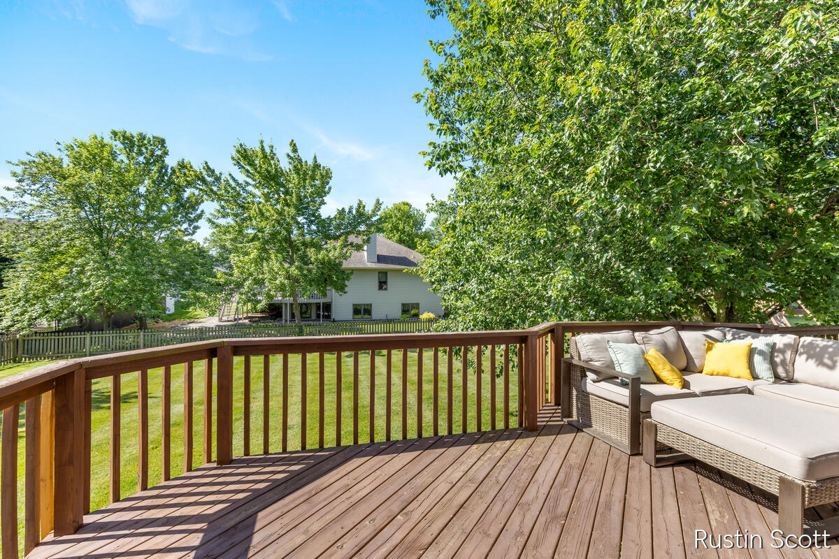 2680 Burgen Court NE Grand Rapids MI 49525