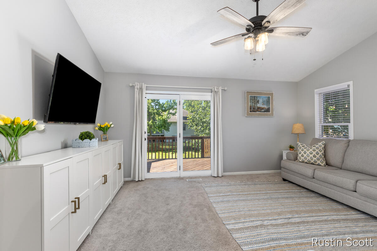 2680 Burgen Court NE Grand Rapids MI 49525