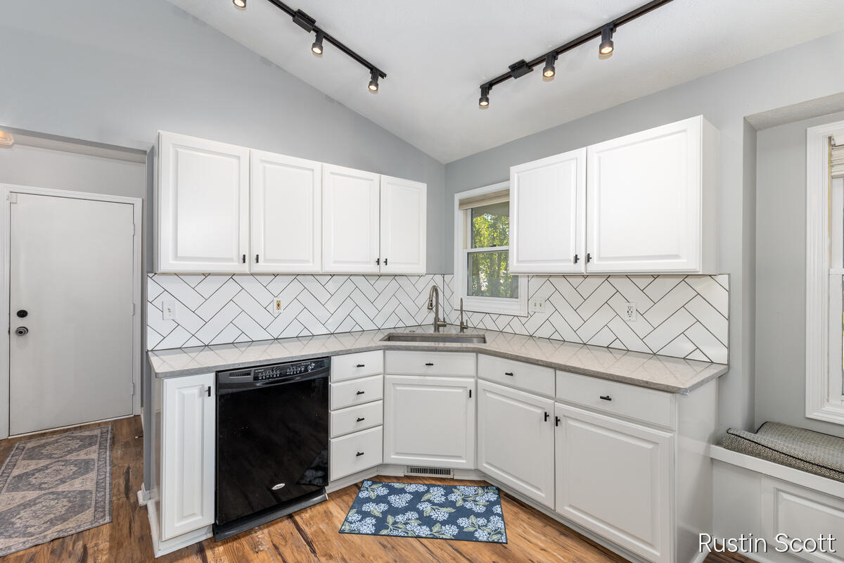 2680 Burgen Court NE Grand Rapids MI 49525