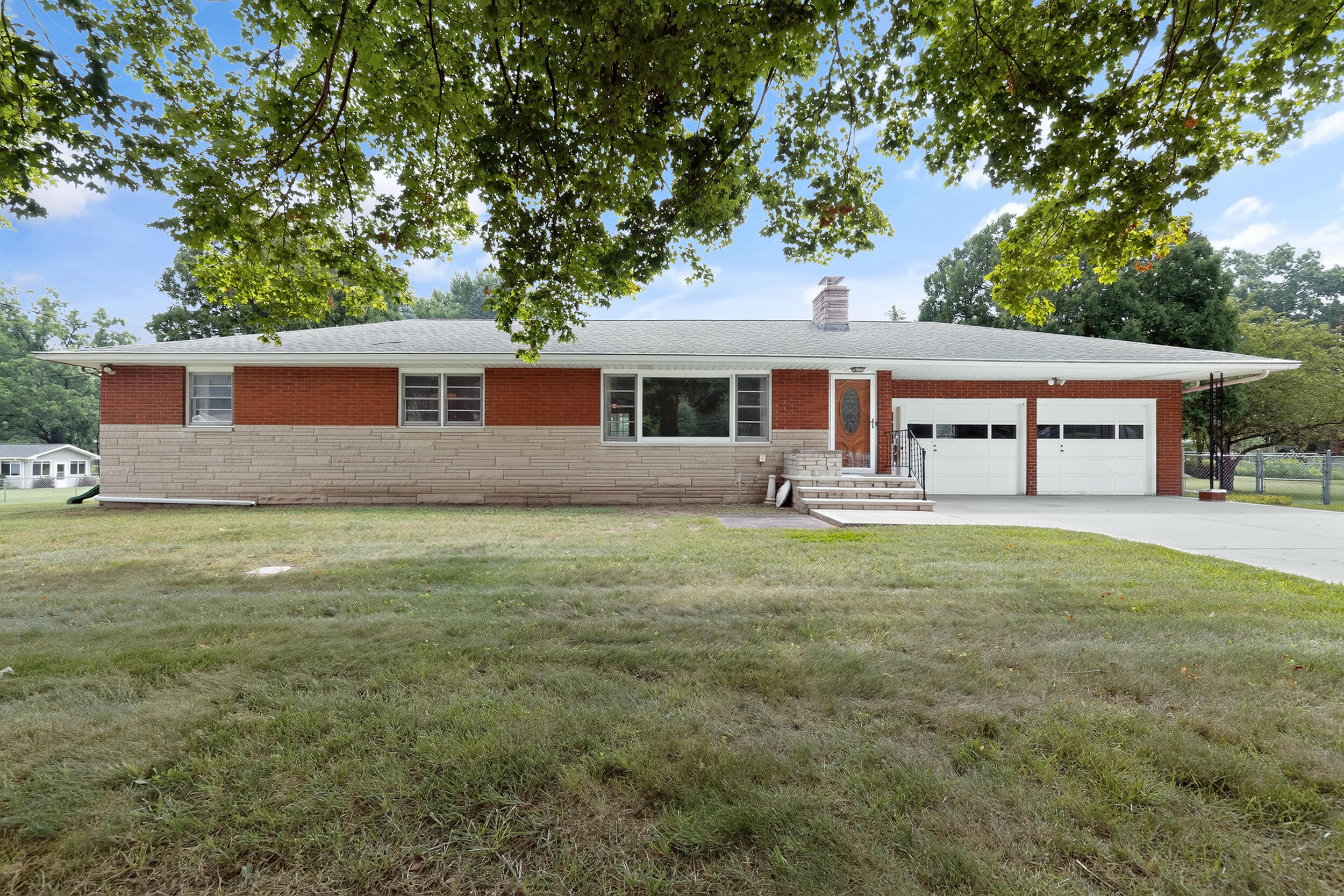 128 Schirmer Parkway Buchanan MI 49107