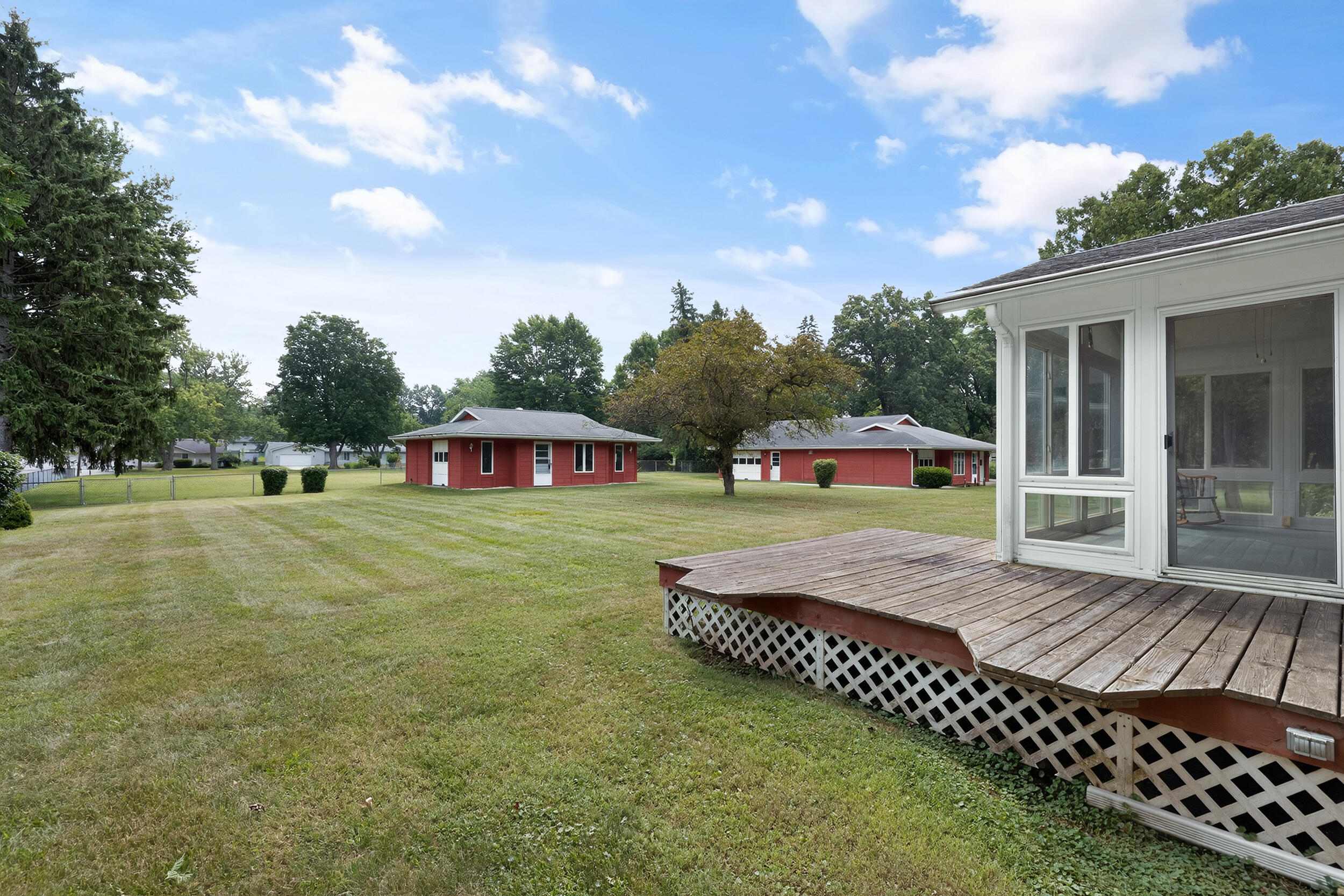 128 Schirmer Parkway Buchanan MI 49107