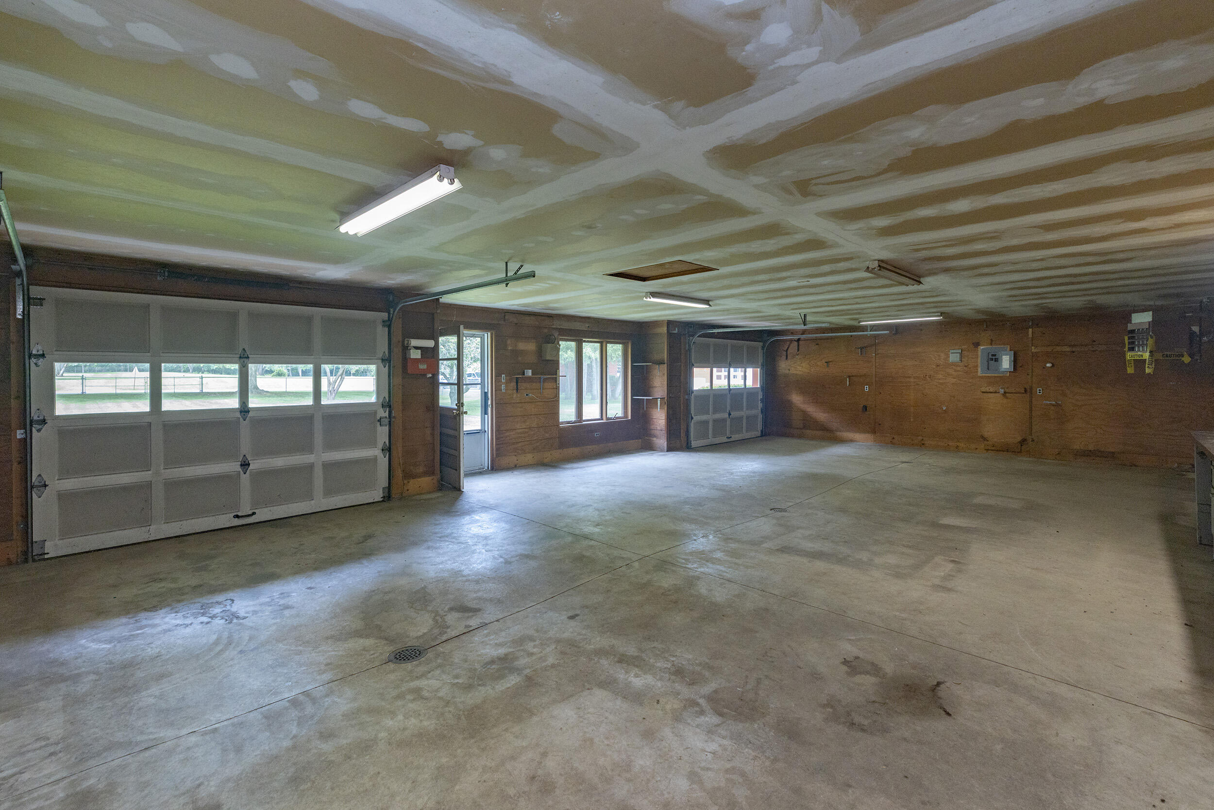 128 Schirmer Parkway Buchanan MI 49107