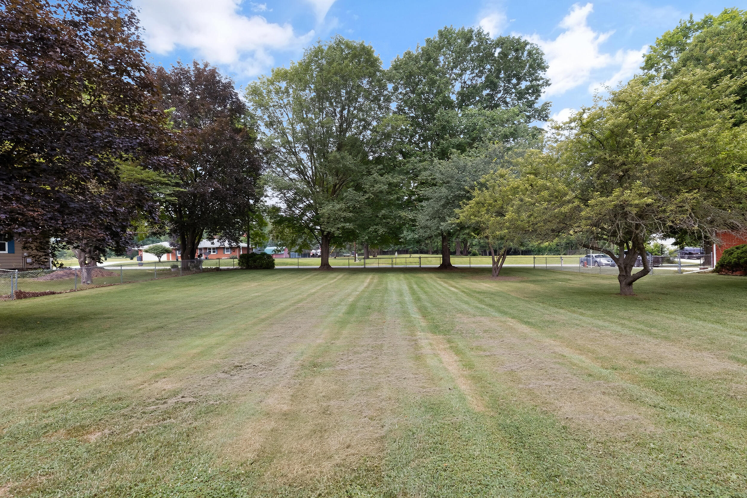 128 Schirmer Parkway Buchanan MI 49107