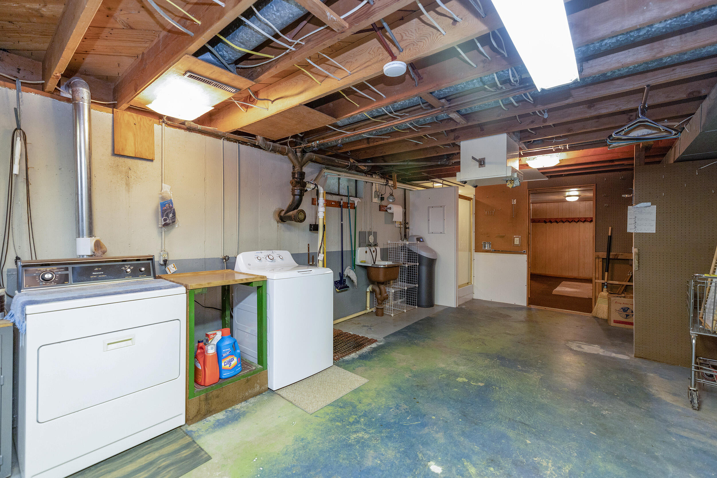 128 Schirmer Parkway Buchanan MI 49107