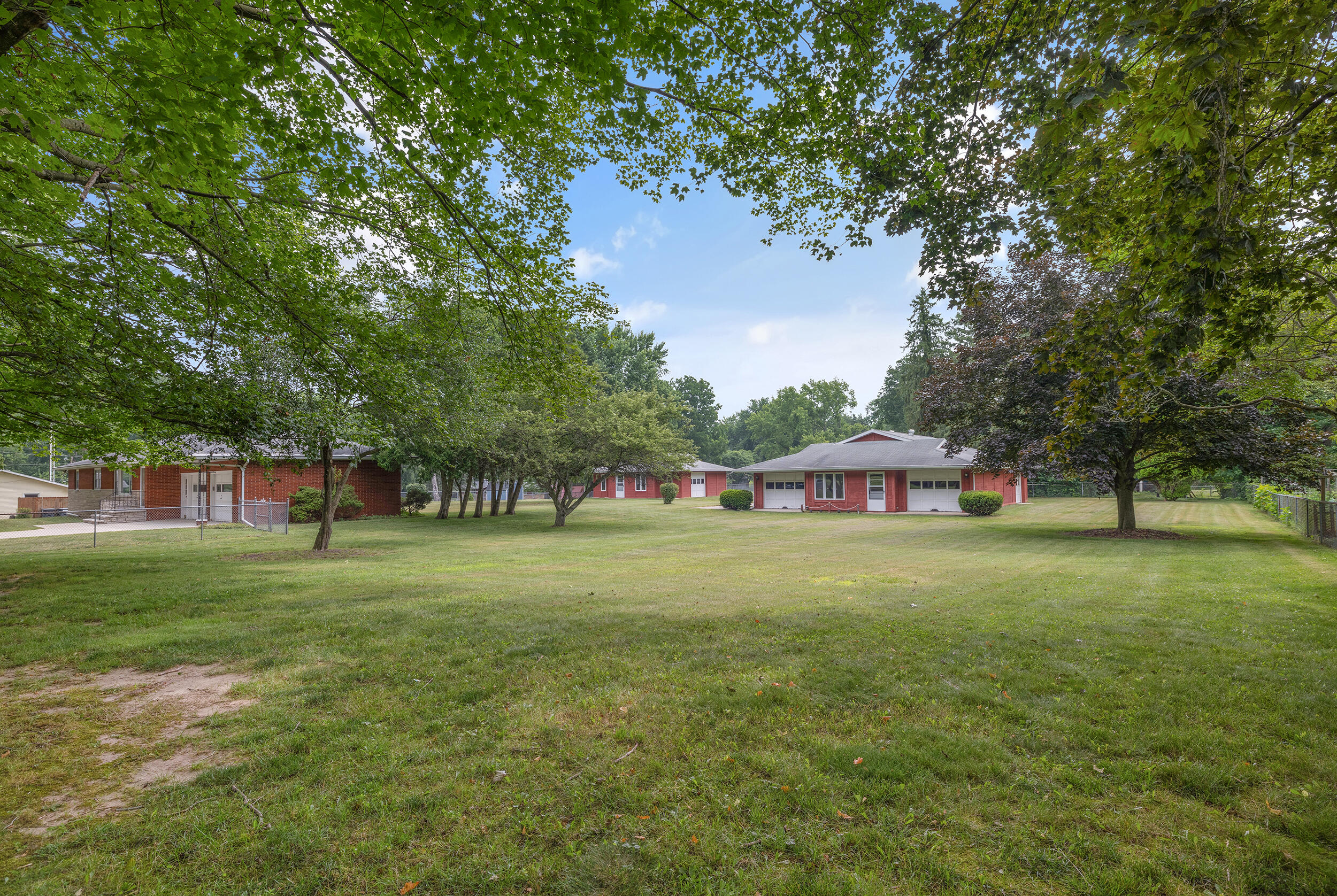 128 Schirmer Parkway Buchanan MI 49107