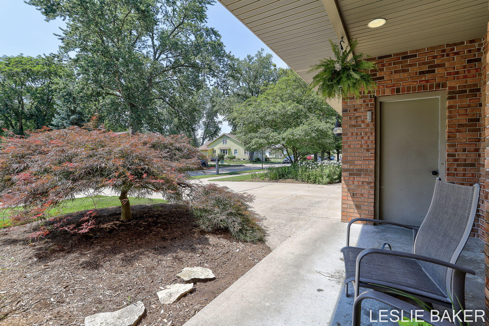 337 N Colonial Zeeland MI 49464