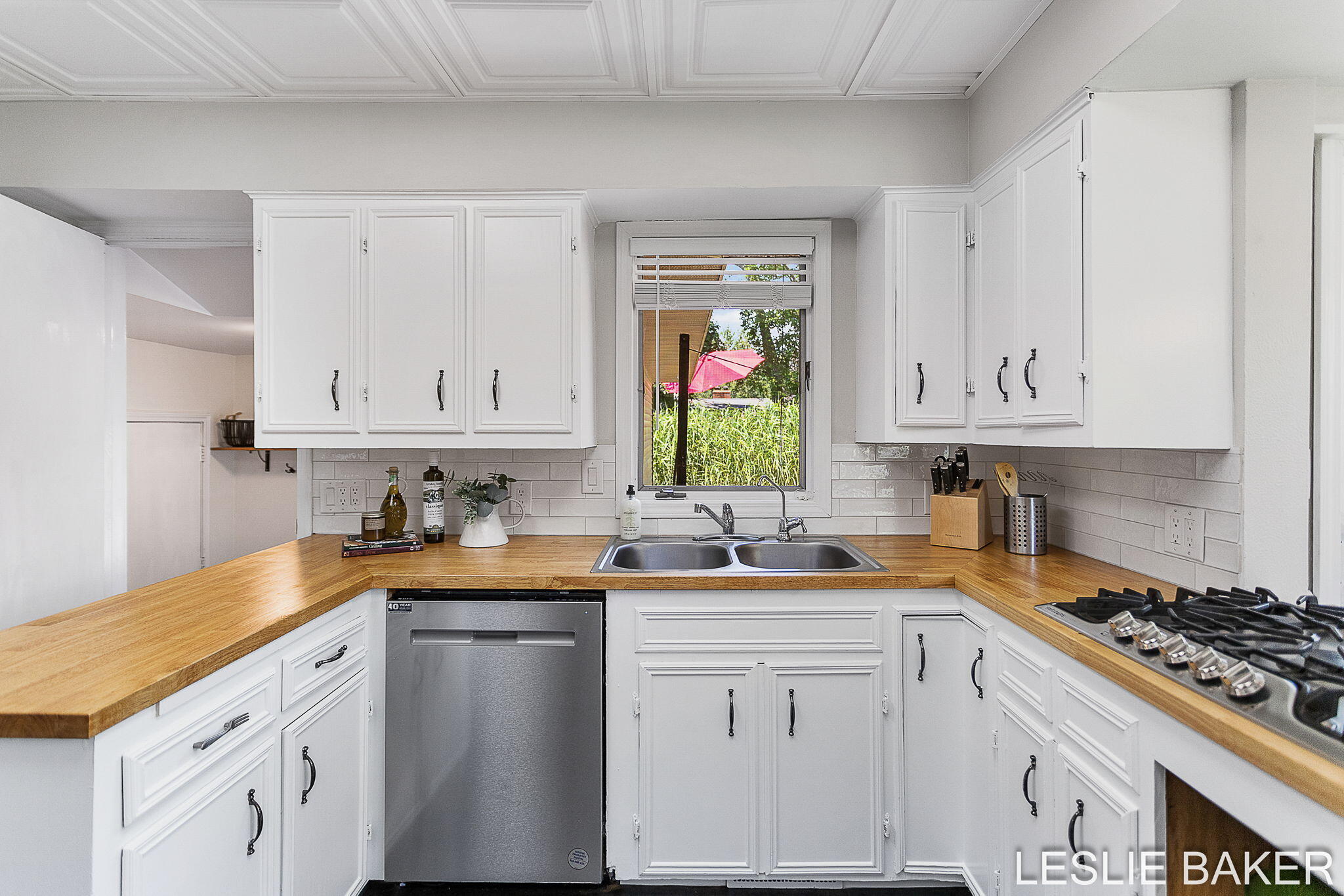 337 N Colonial Zeeland MI 49464