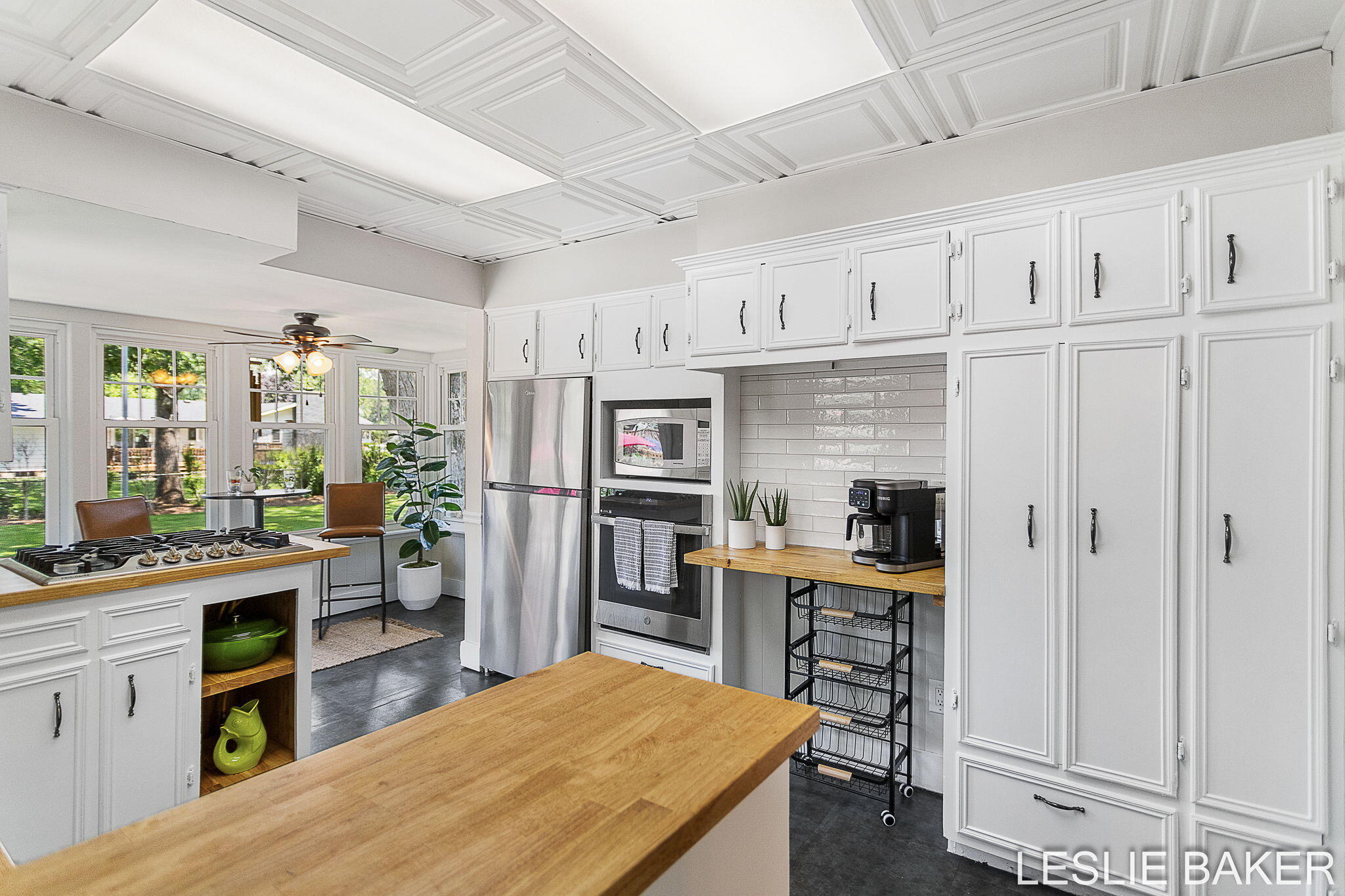 337 N Colonial Zeeland MI 49464