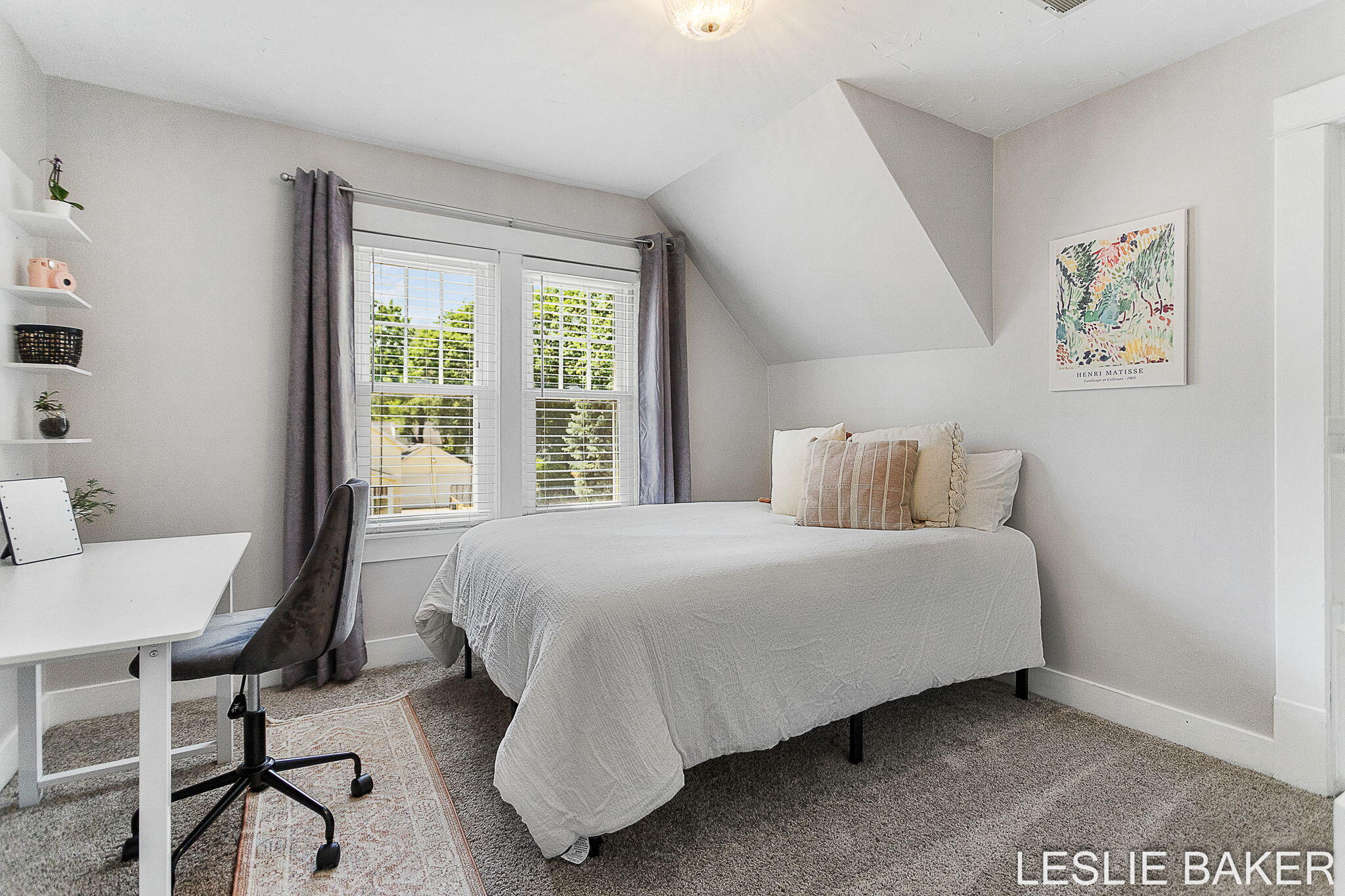 337 N Colonial Zeeland MI 49464