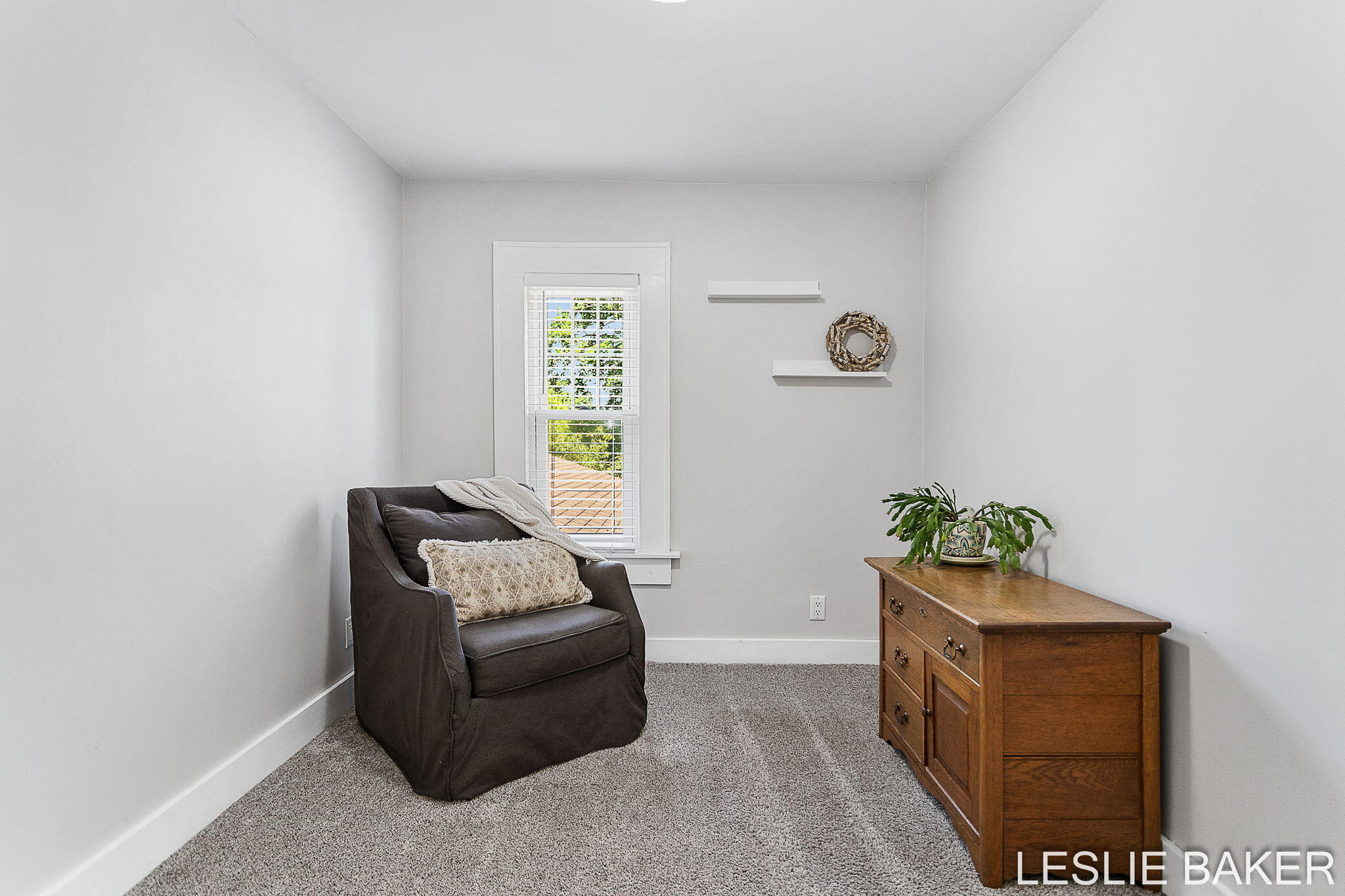 337 N Colonial Zeeland MI 49464
