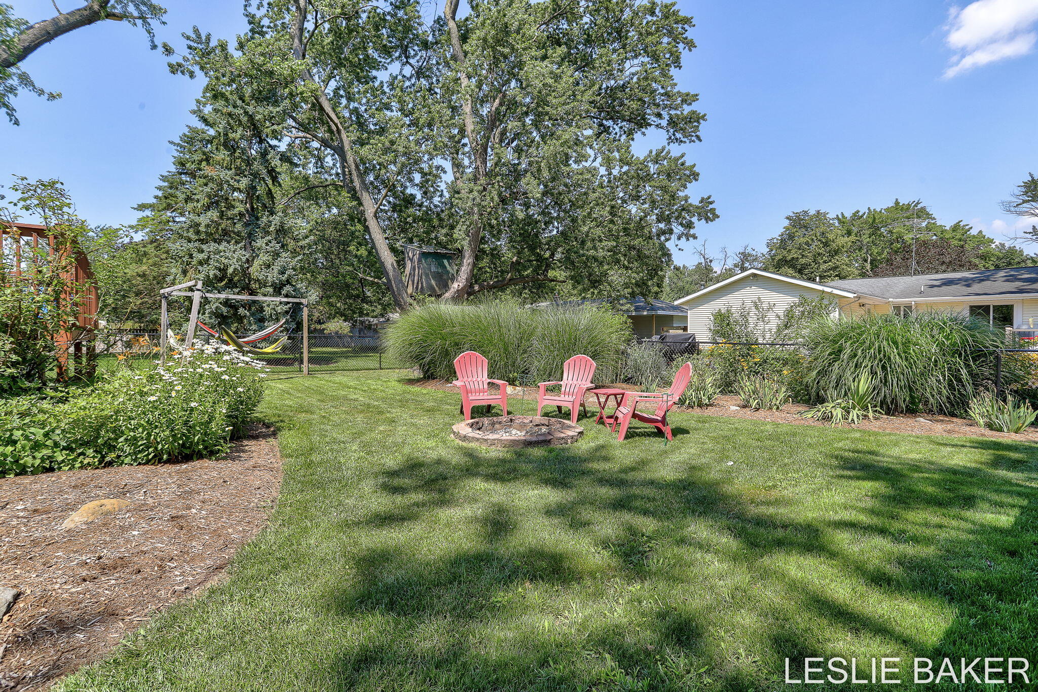 337 N Colonial Zeeland MI 49464