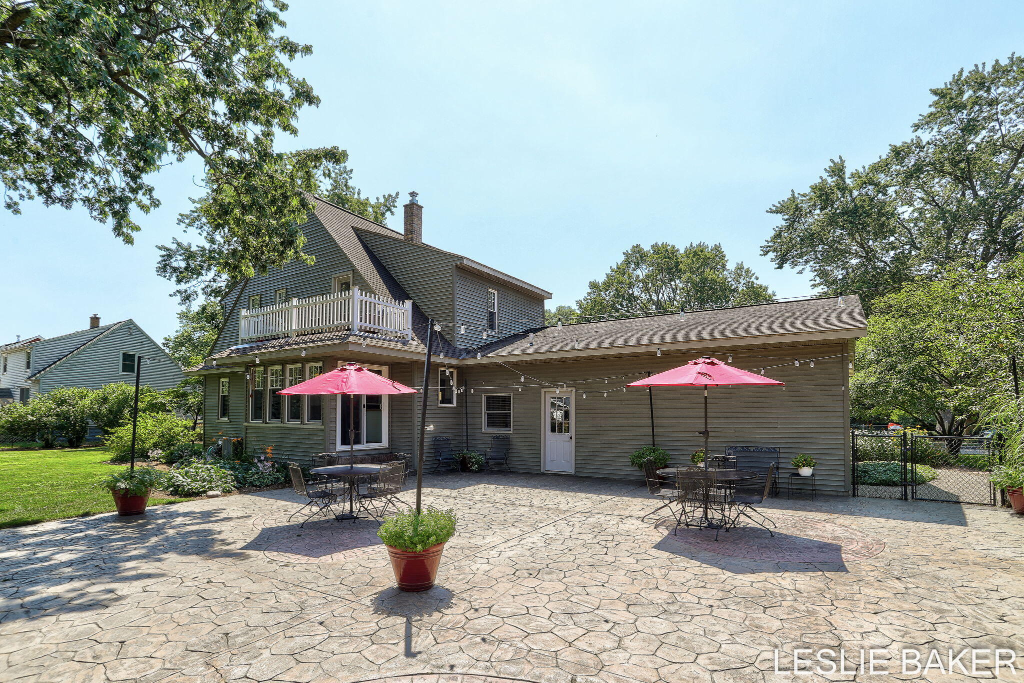 337 N Colonial Zeeland MI 49464