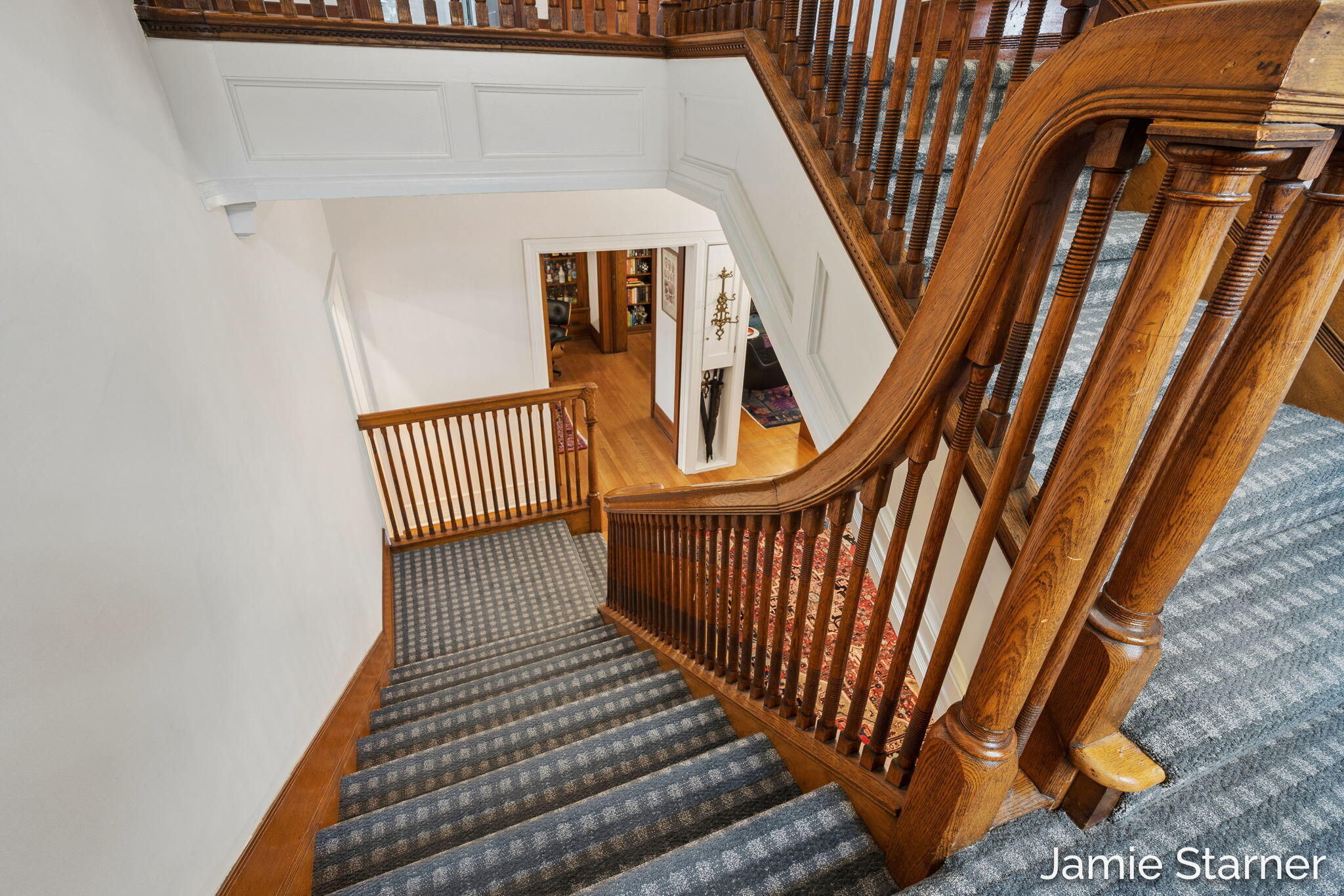 60 College Avenue NE Grand Rapids MI 49503