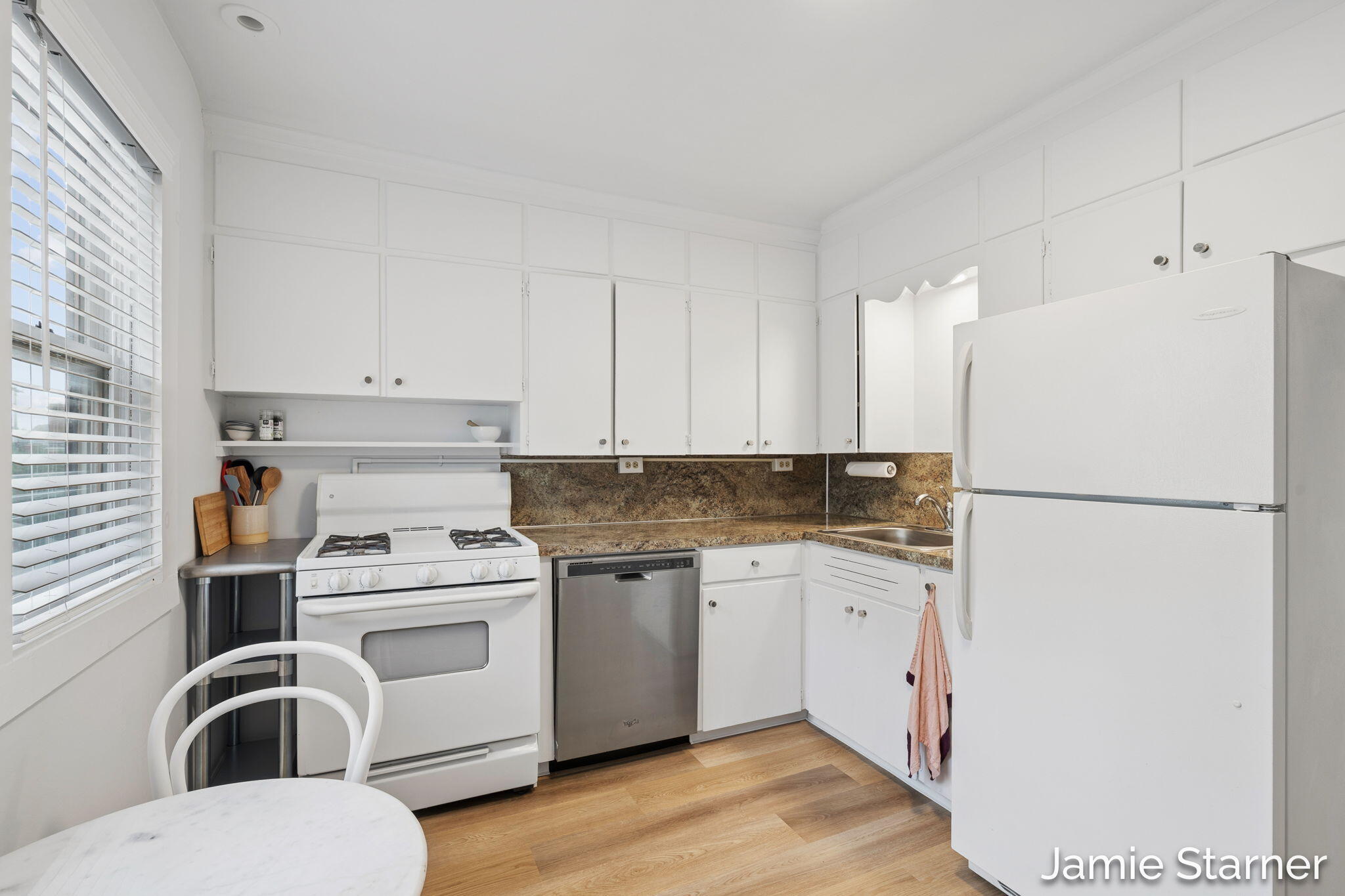 60 College Avenue NE Grand Rapids MI 49503