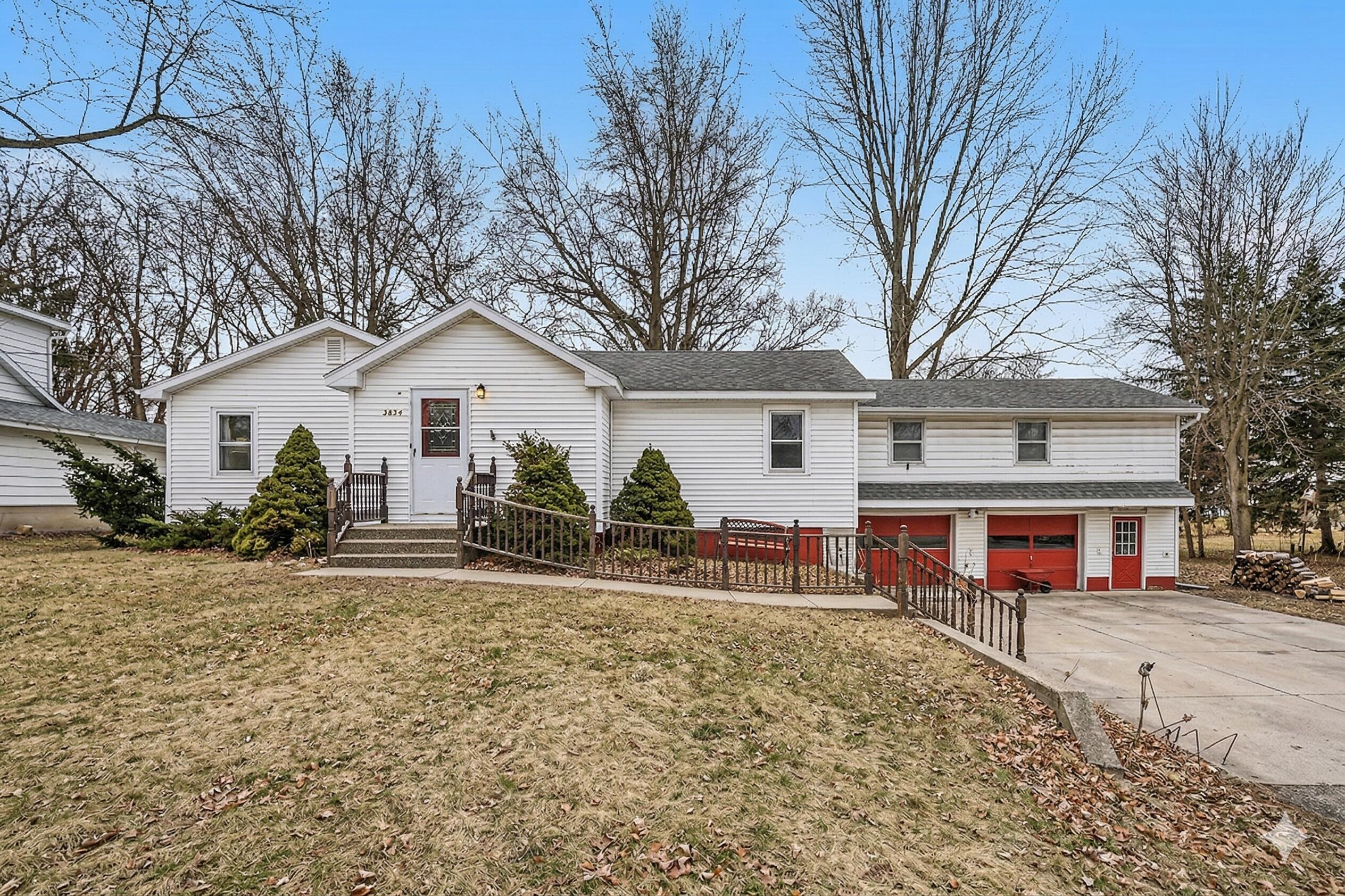 2854 Oak Street Stevensville MI 49127