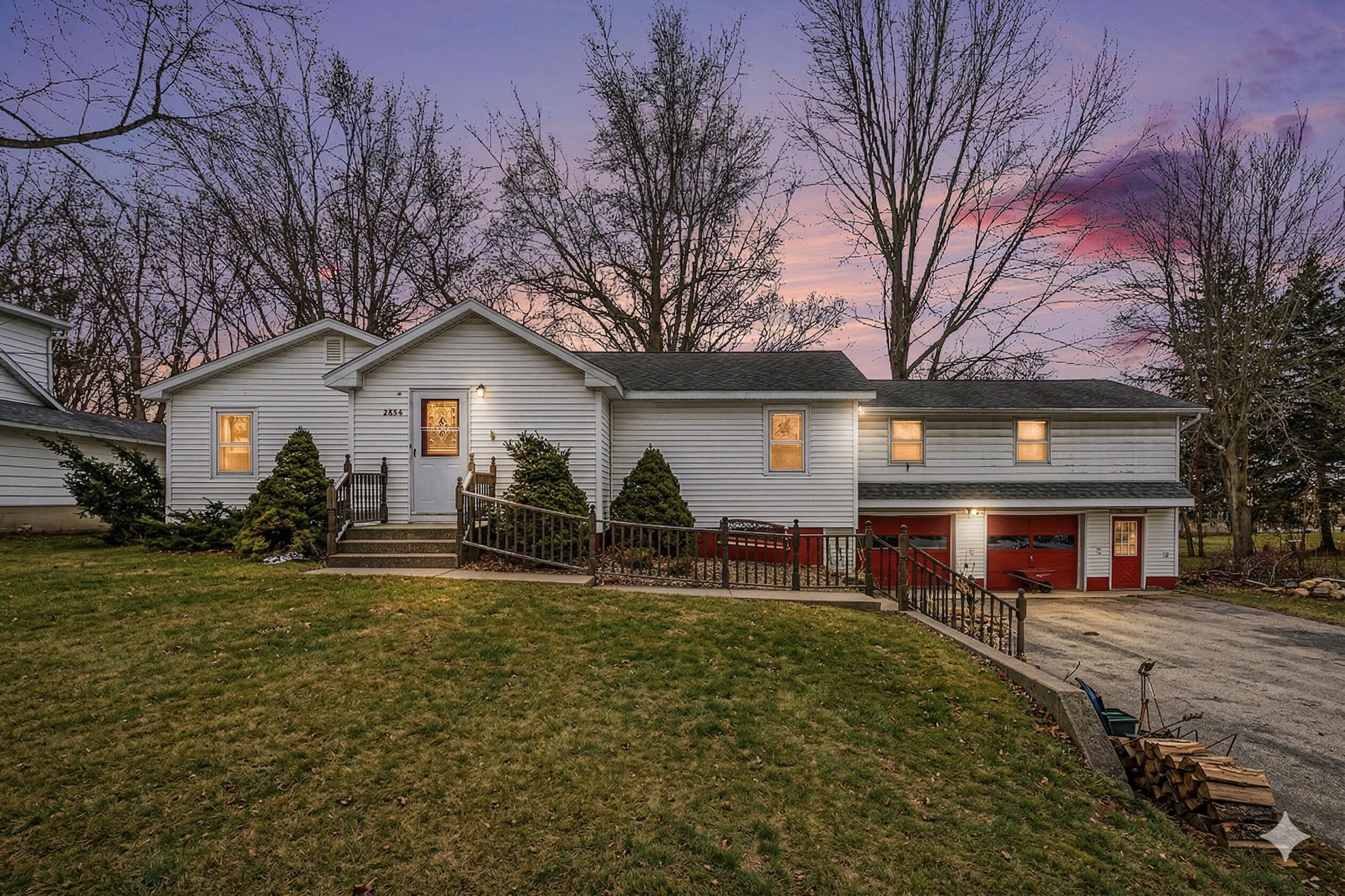 2854 Oak Street Stevensville MI 49127