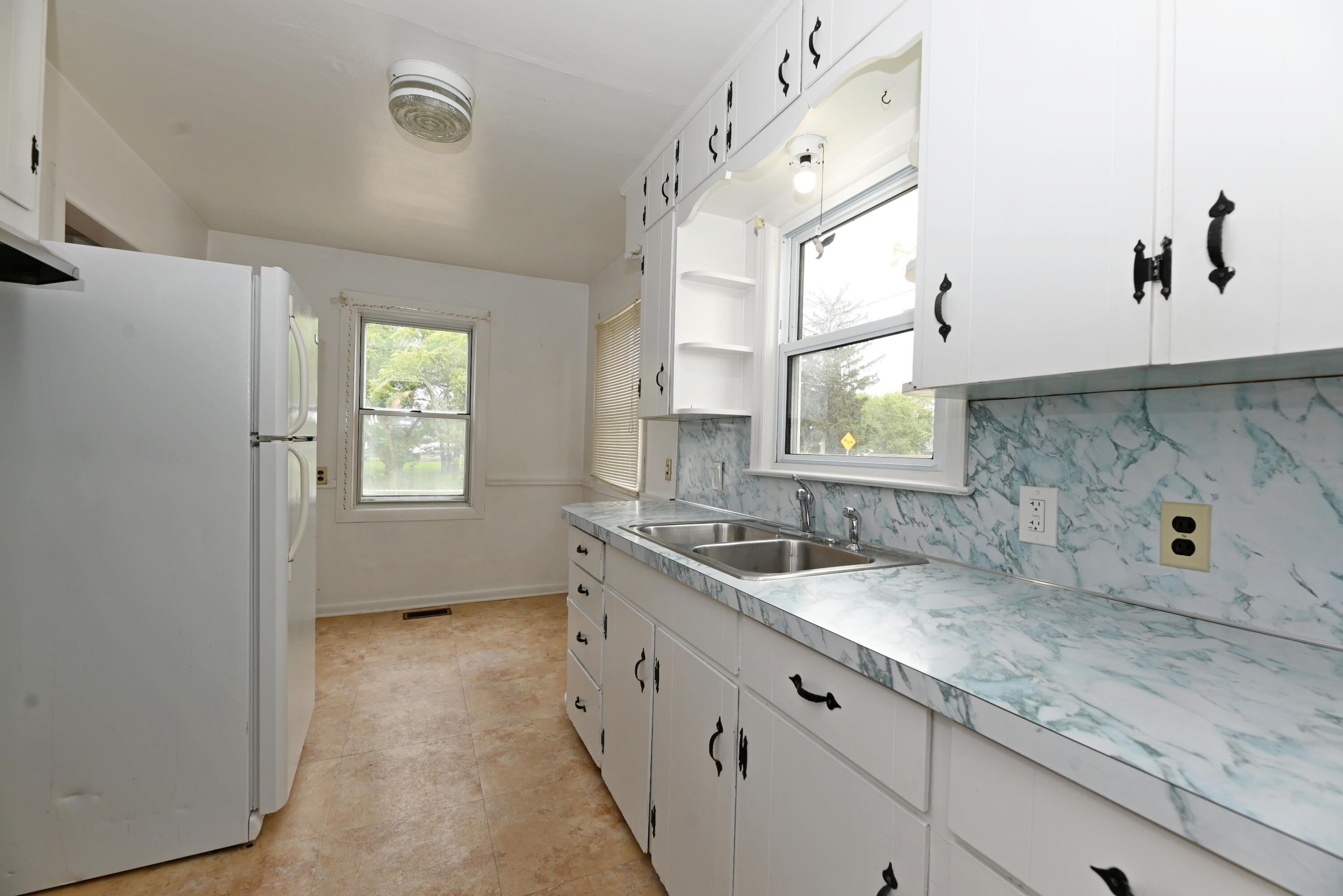 1549 Pennoyer Avenue Grand Haven MI 49417