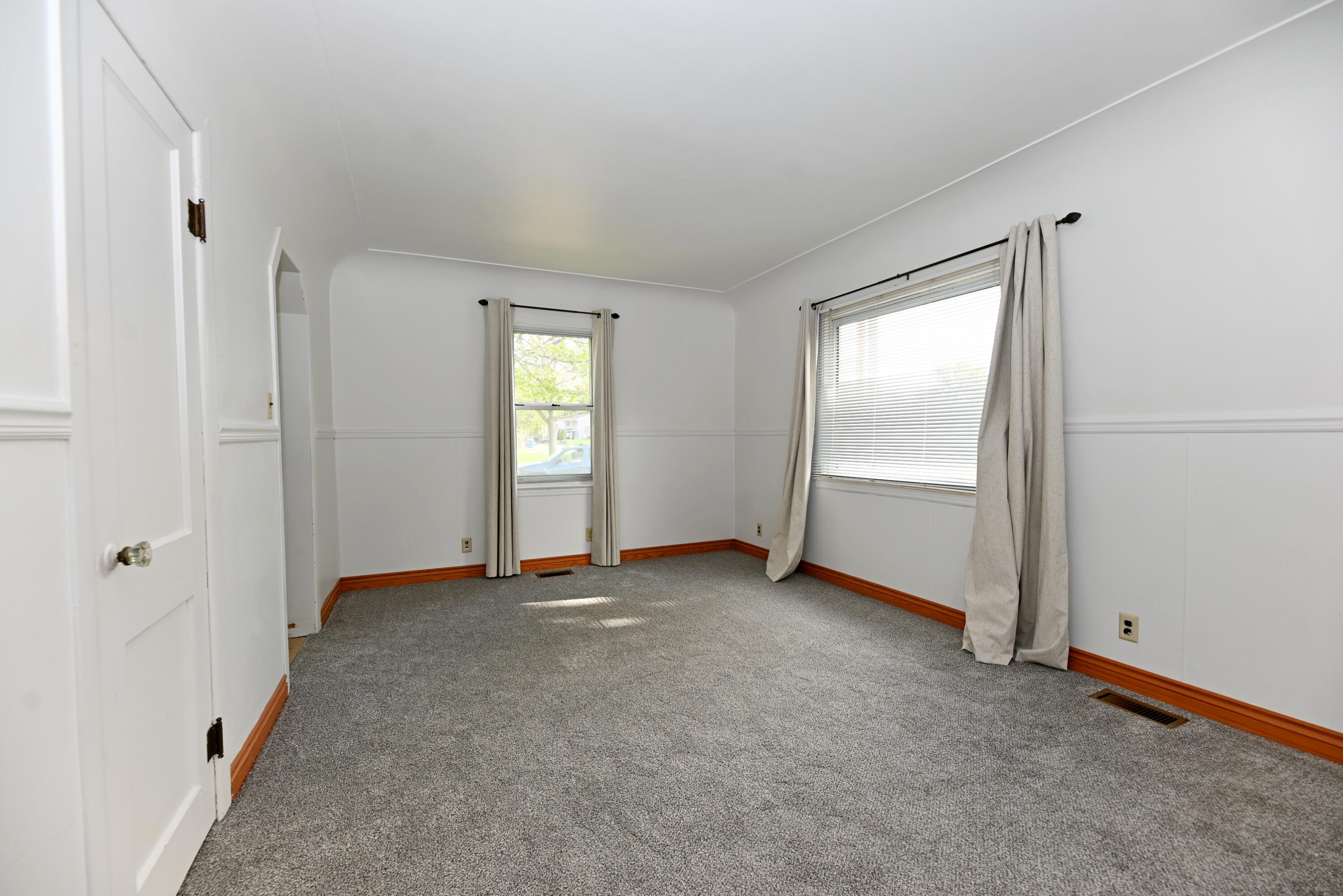 1549 Pennoyer Avenue Grand Haven MI 49417