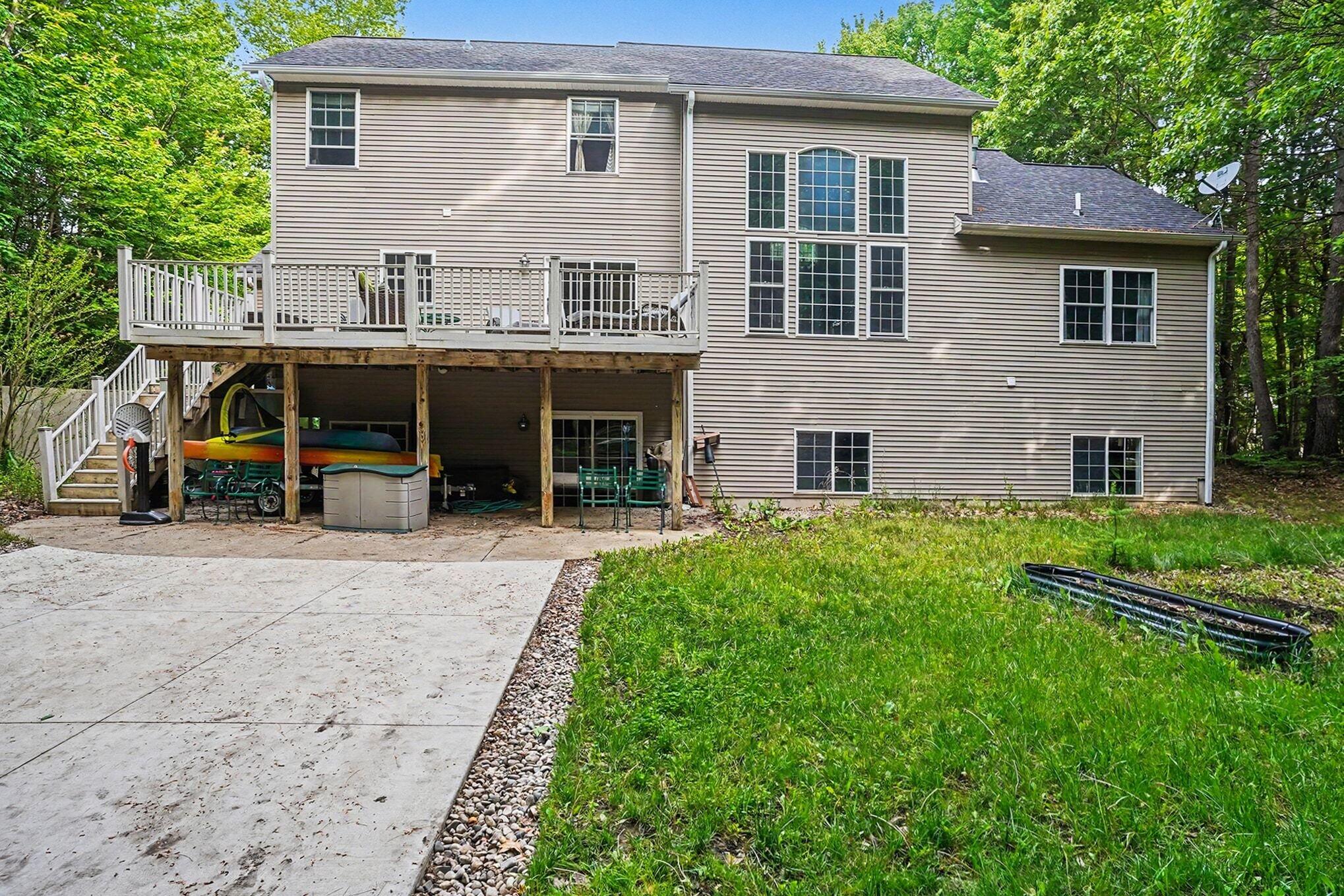 6400 Boulder Drive Norton Shores MI 49444