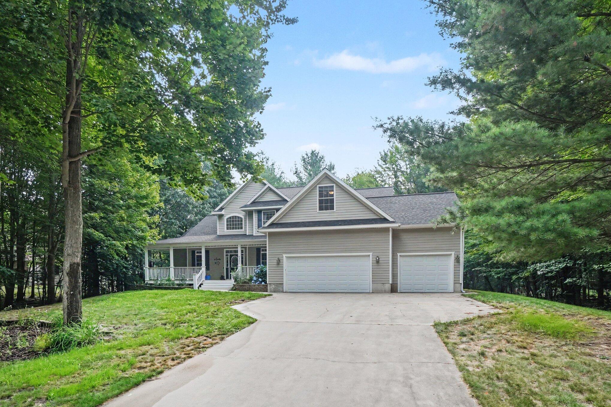 6400 Boulder Drive Norton Shores MI 49444