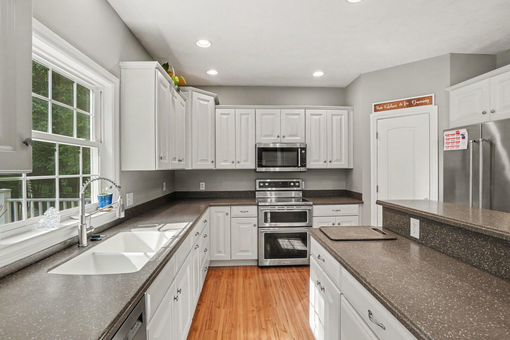 6400 Boulder Drive Norton Shores MI 49444