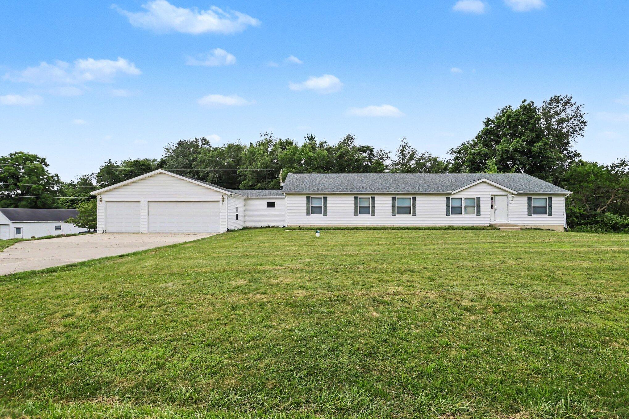 15690 Madron Lake Road Buchanan MI 49107