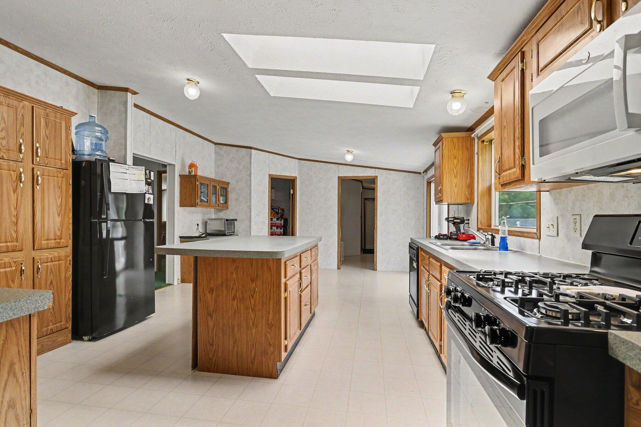 15690 Madron Lake Road Buchanan MI 49107