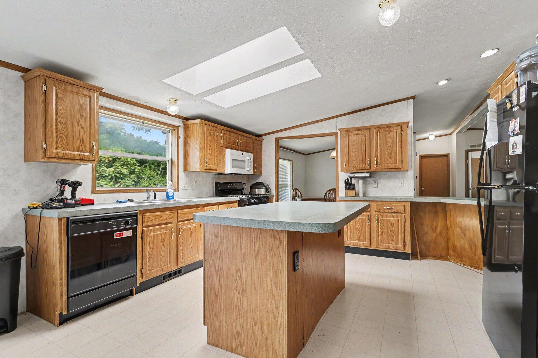15690 Madron Lake Road Buchanan MI 49107
