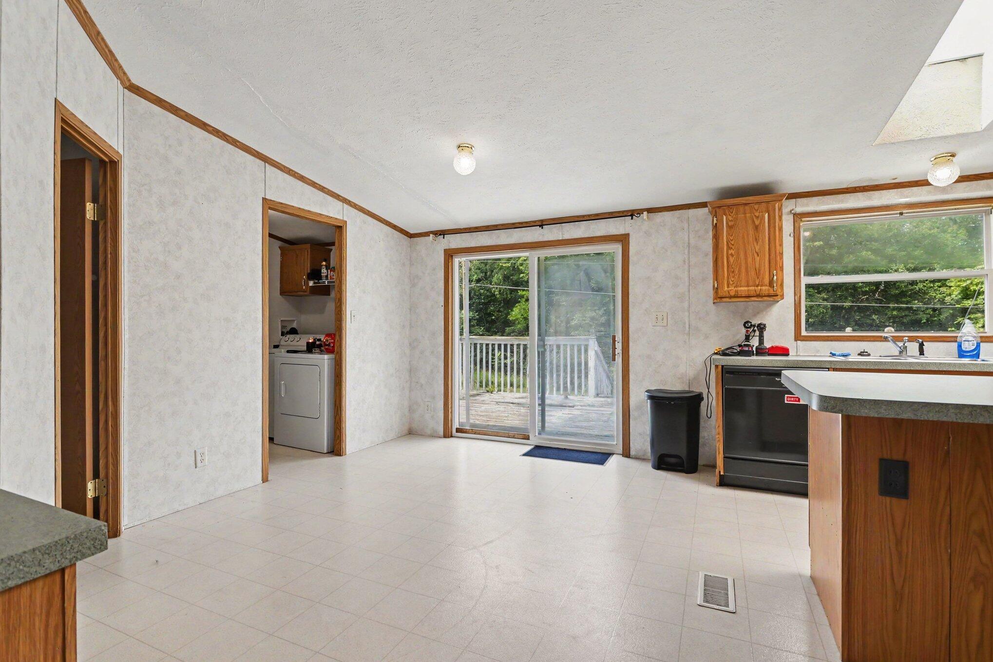 15690 Madron Lake Road Buchanan MI 49107